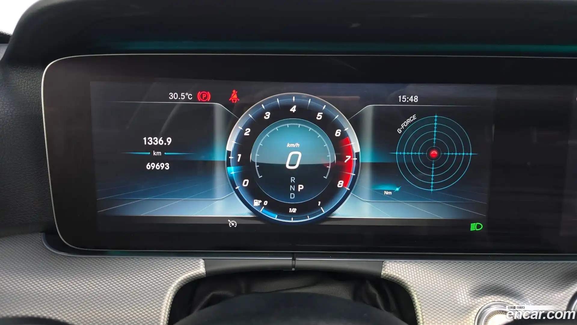 E-Class Mercedes-Benz 2018.9-INNER-008