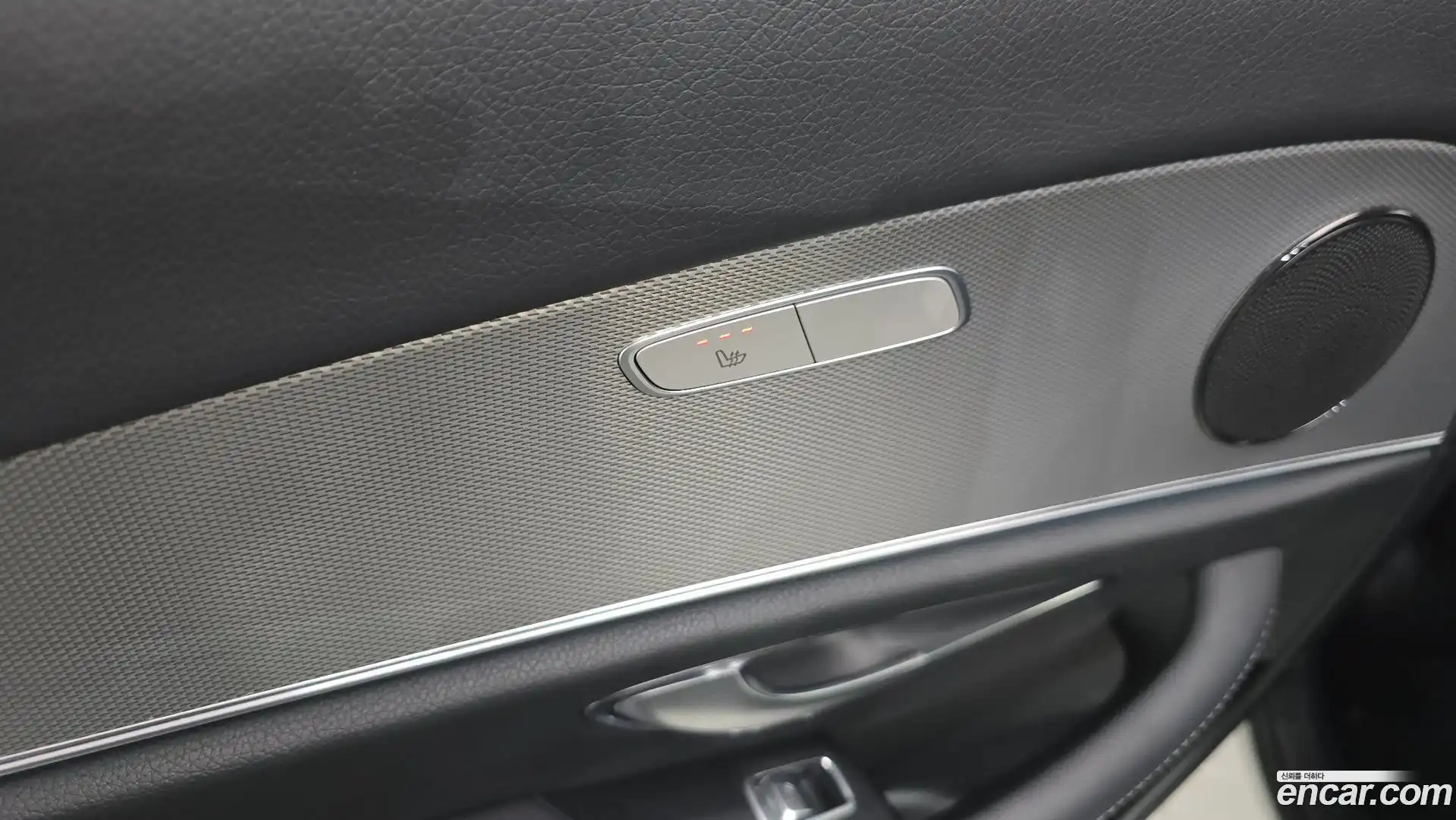 E-Class Mercedes-Benz 2018.9-OPTION-041