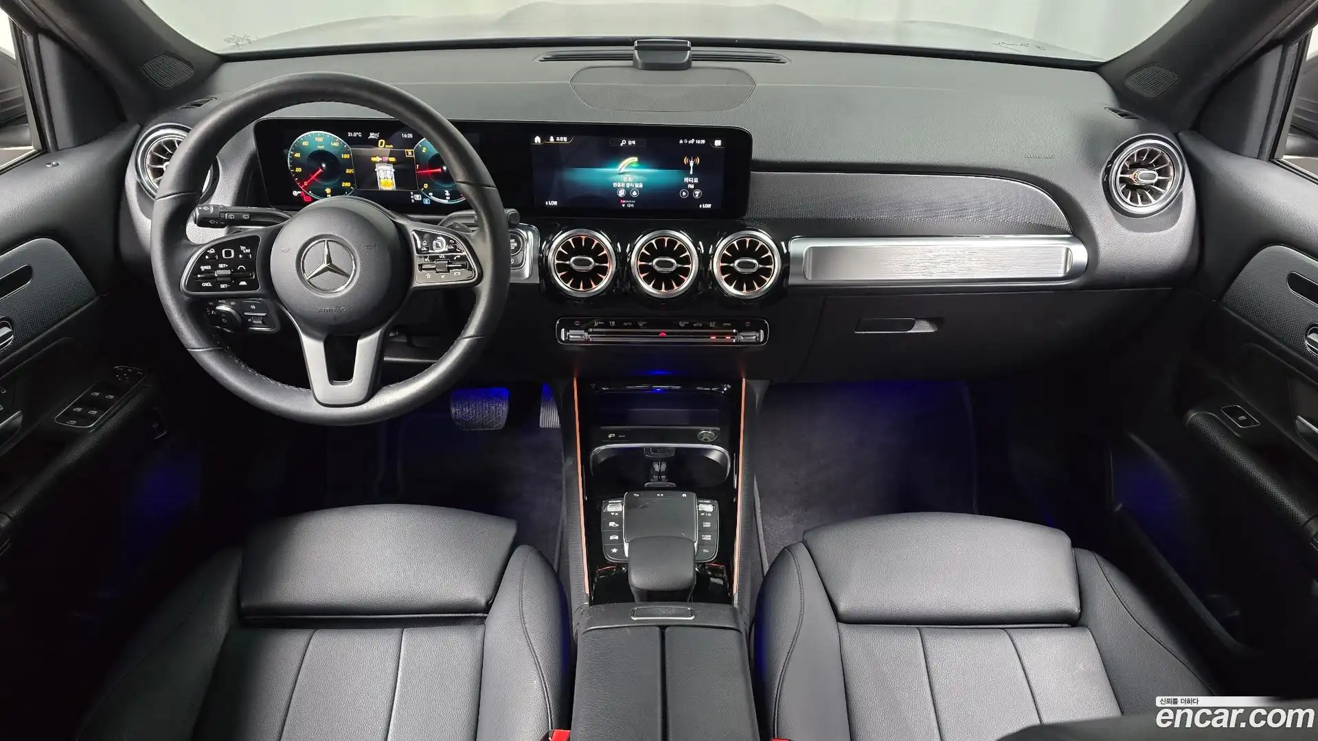 GLB-Class Mercedes-Benz 2021.9-INNER-007