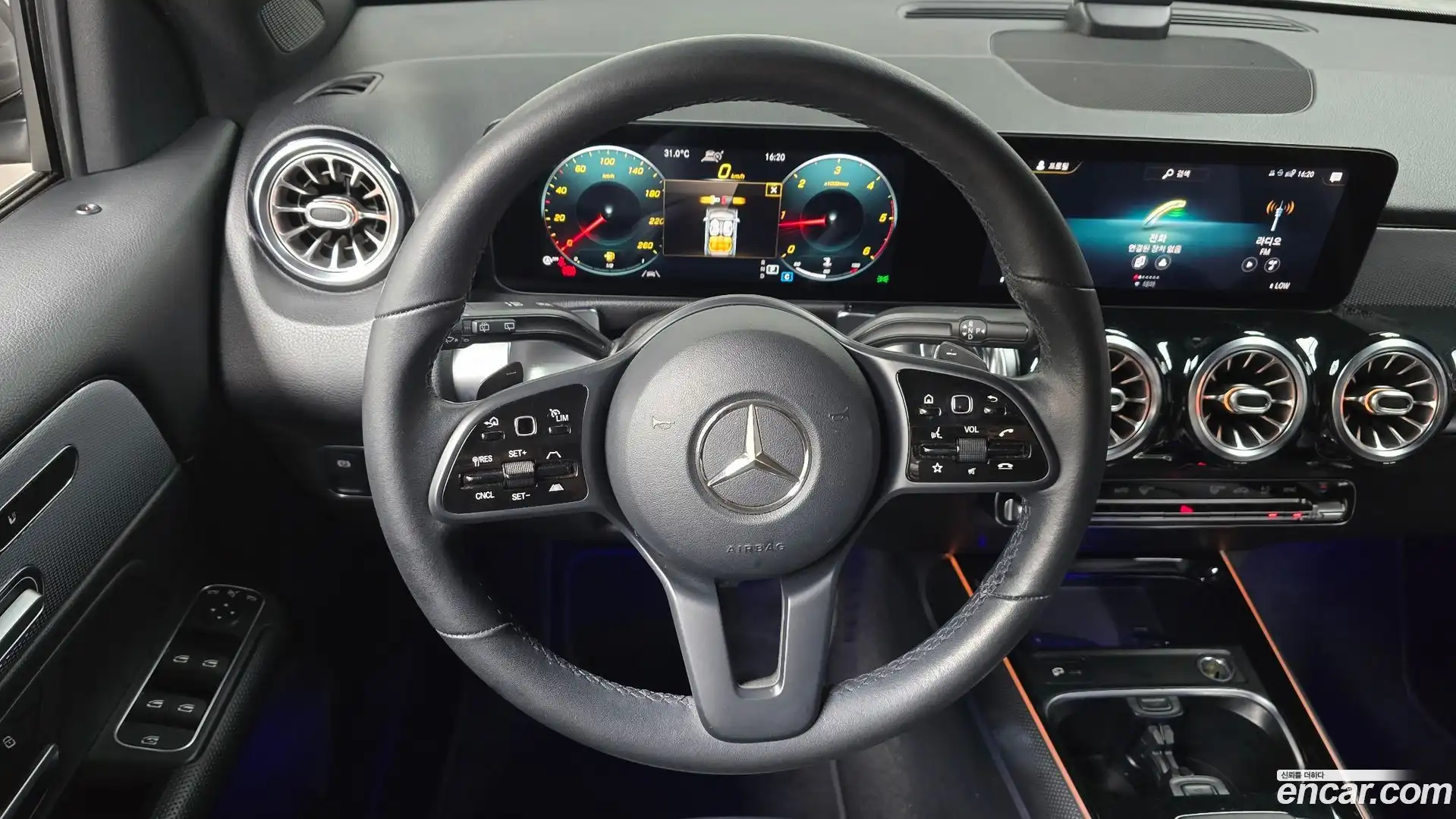 GLB-Class Mercedes-Benz 2021.9-OPTION-017