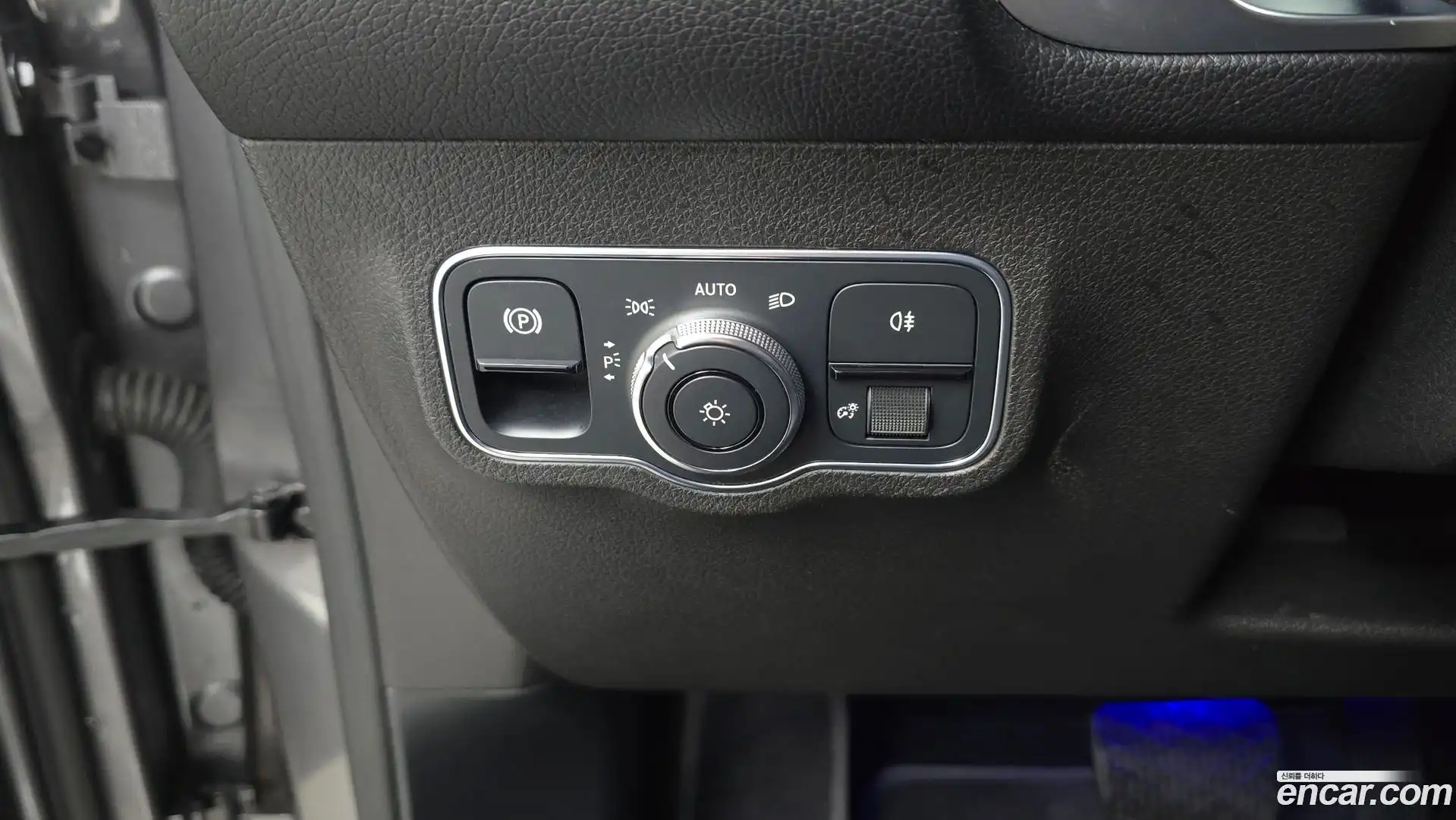 GLB-Class Mercedes-Benz 2021.9-OPTION-040