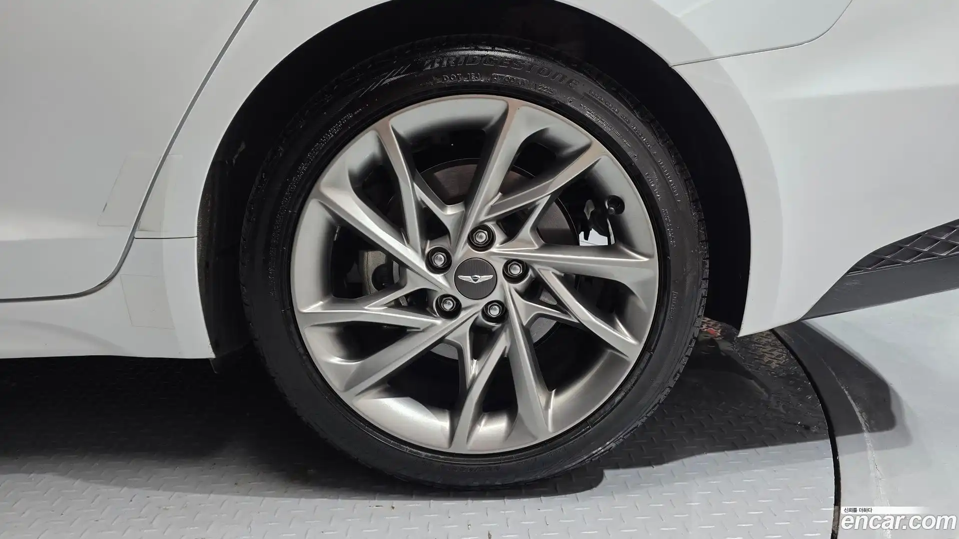G70 Genesis 2022.5-OUTER-031