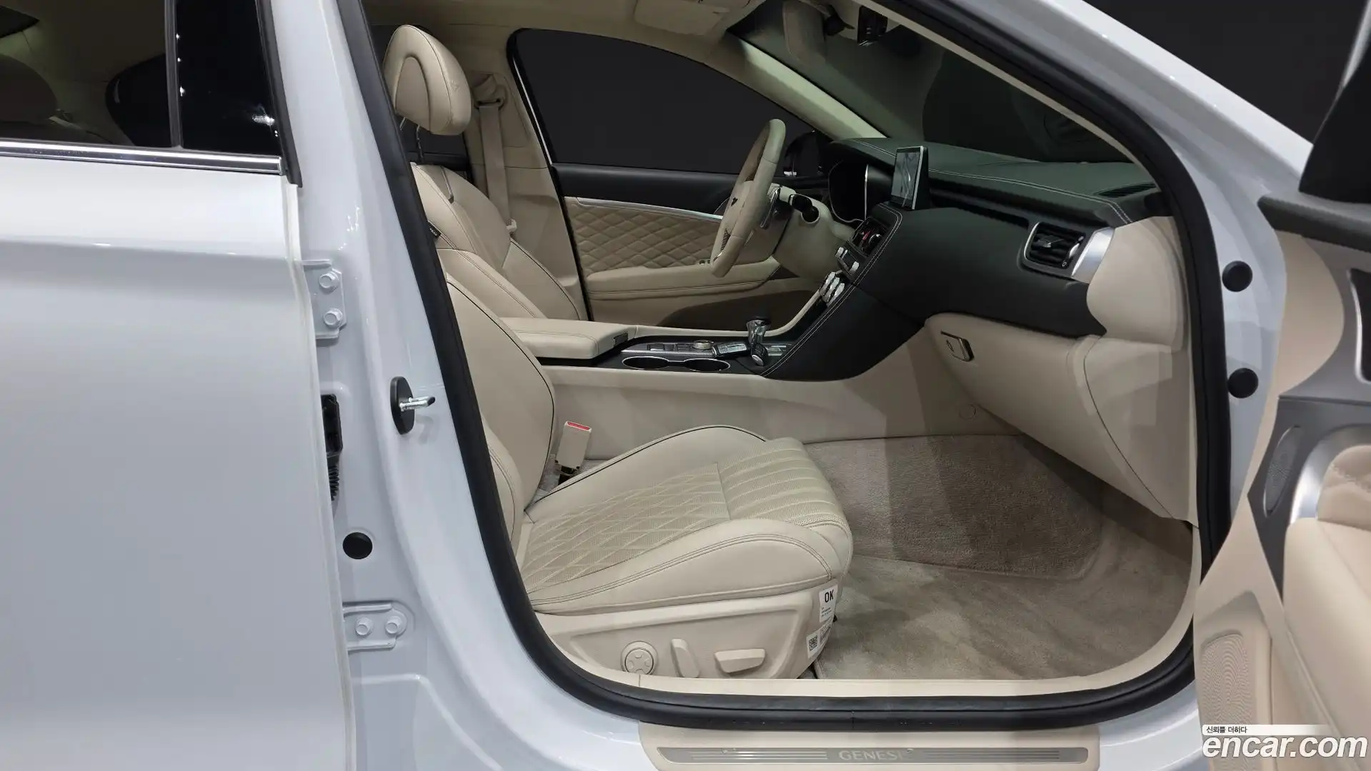 G70 Genesis 2022.5-INNER-036