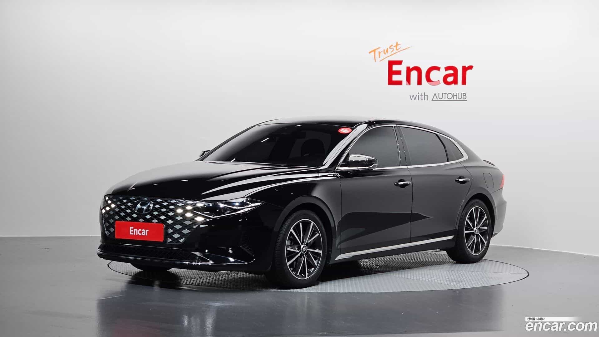 Grandeur Hyundai 2021.11-OUTER-001