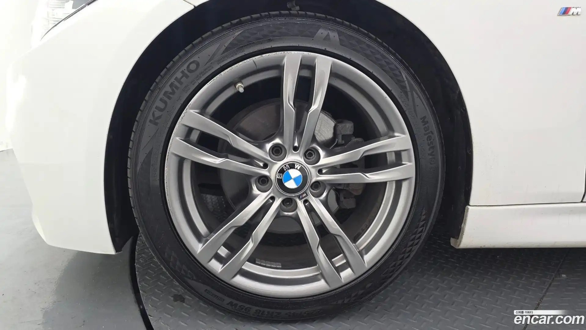 3-Series BMW 2017.9-OUTER-005