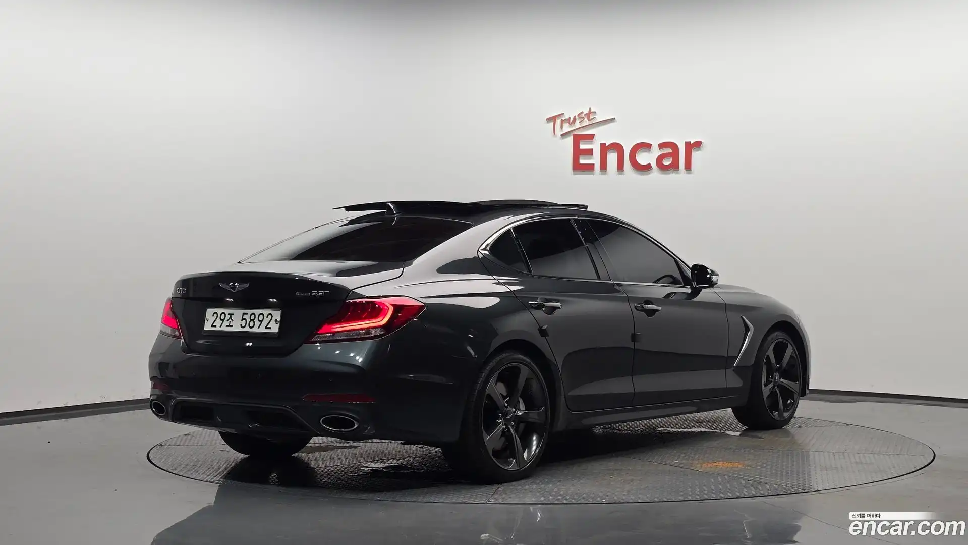 G70 Genesis 2018.10-OUTER-002