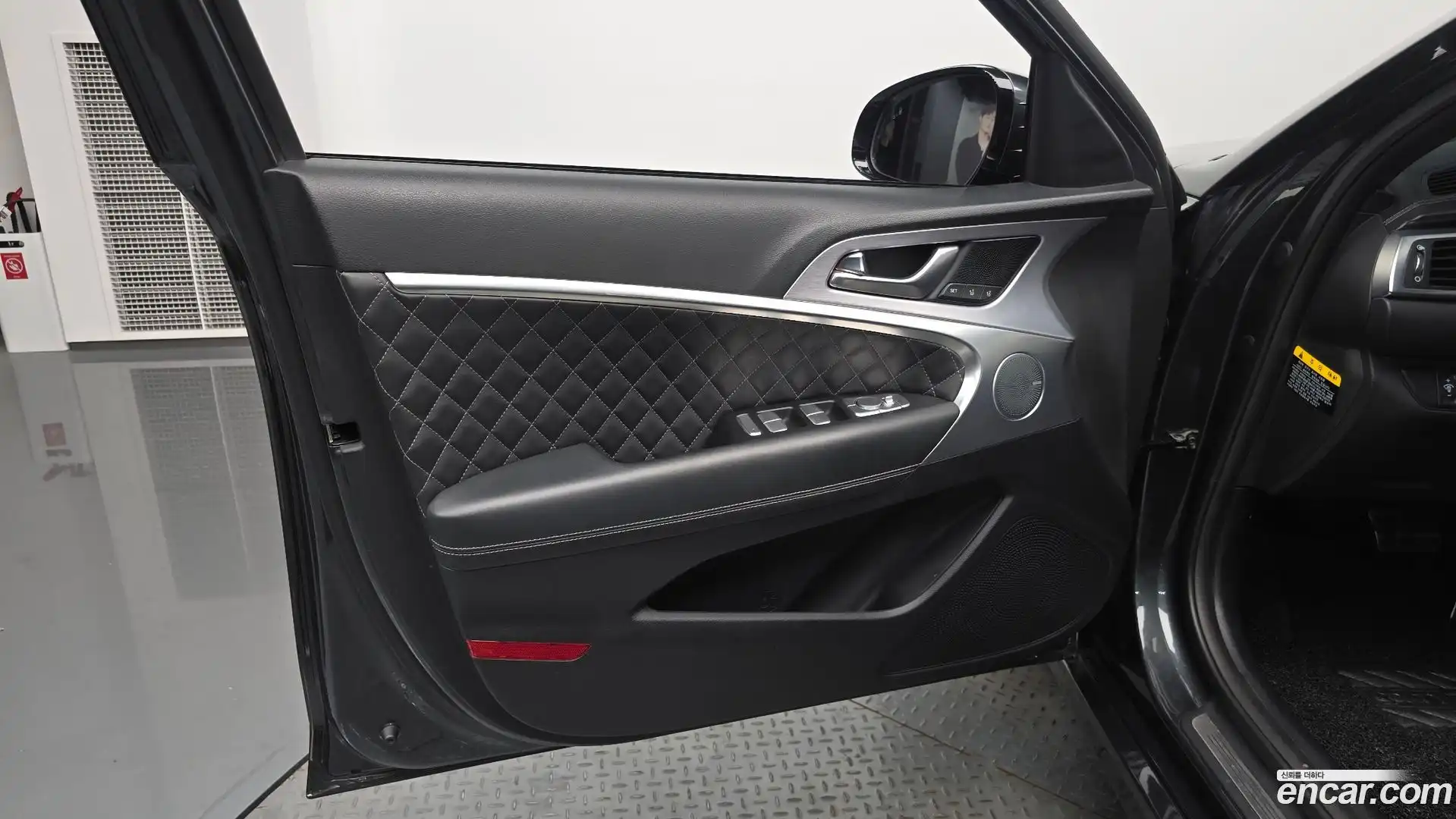 G70 Genesis 2018.10-INNER-034