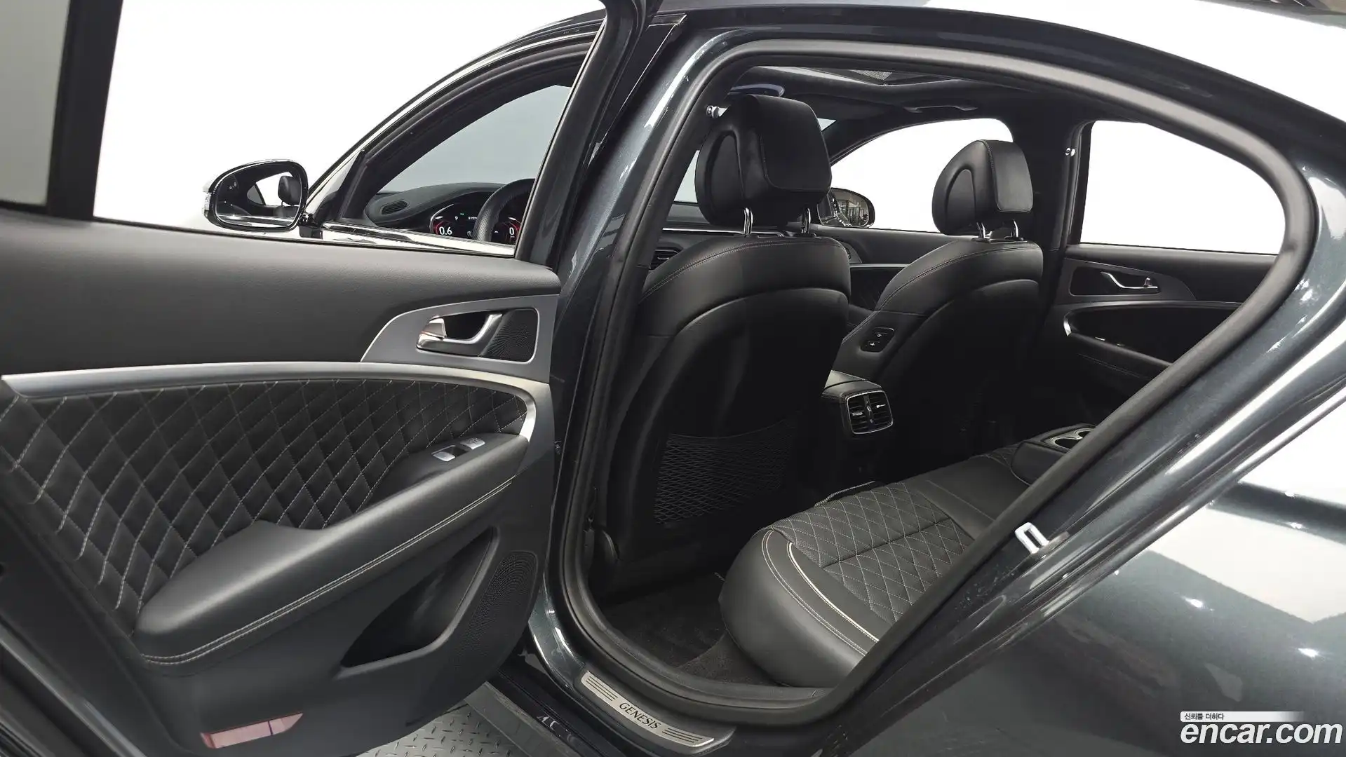 G70 Genesis 2018.10-INNER-036