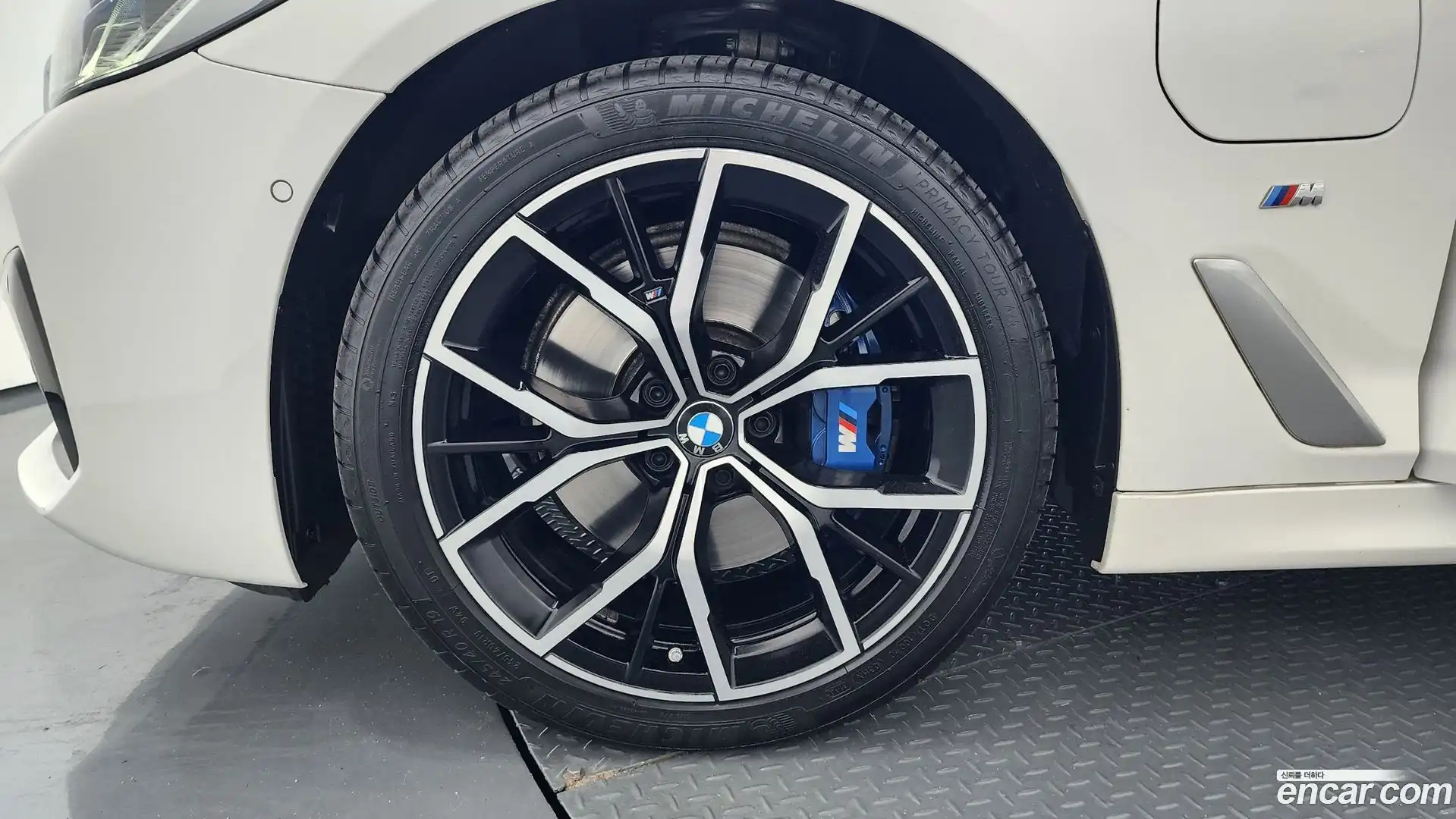 5-Series BMW 2021.4-OUTER-005