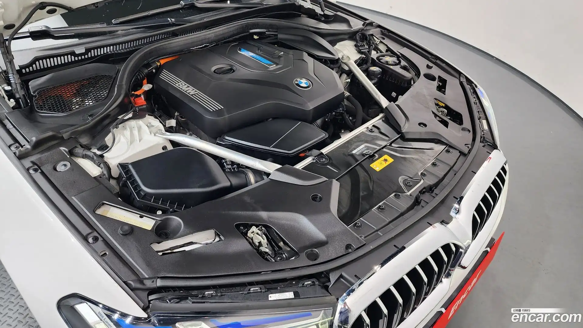 5-Series BMW 2021.4-OUTER-006