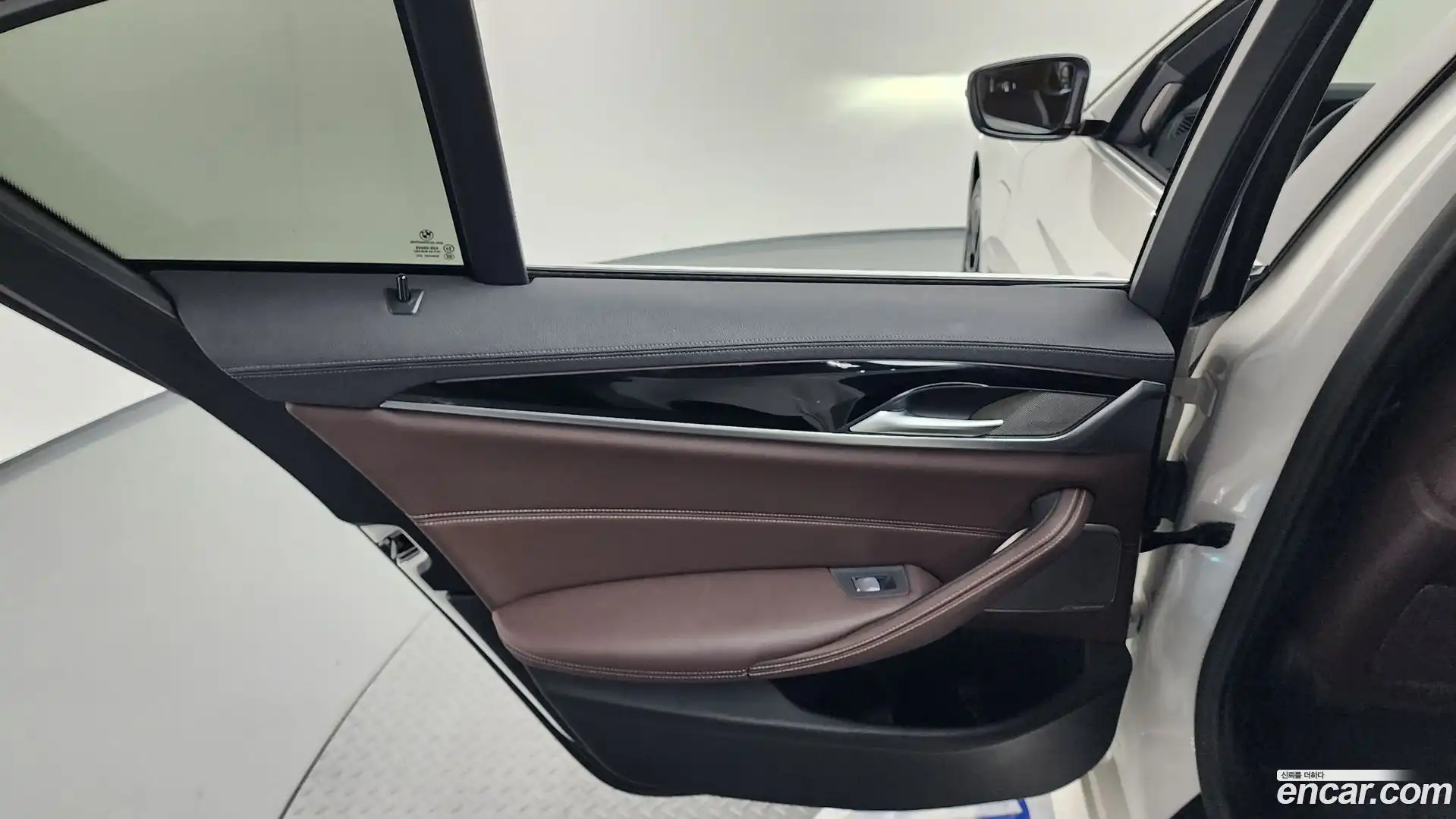 5-Series BMW 2021.4-INNER-035