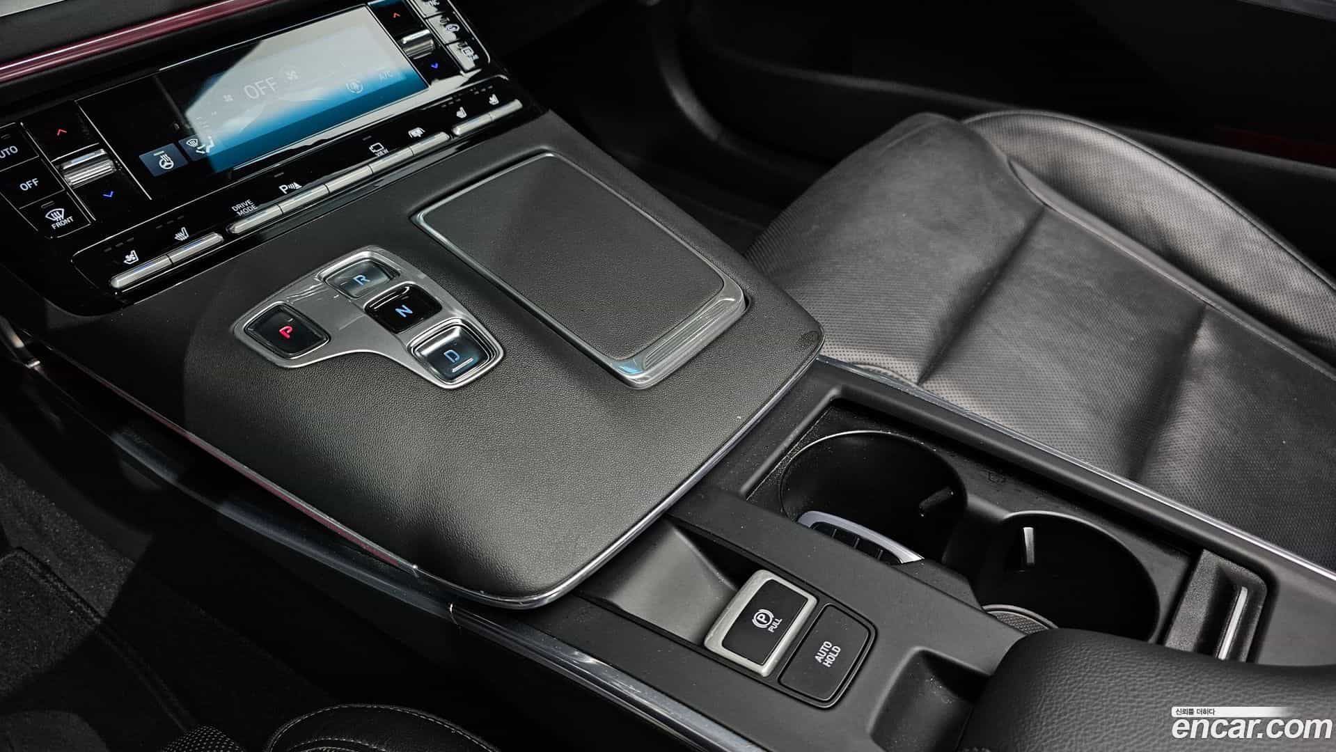 Grandeur Hyundai 2020.3-INNER-009