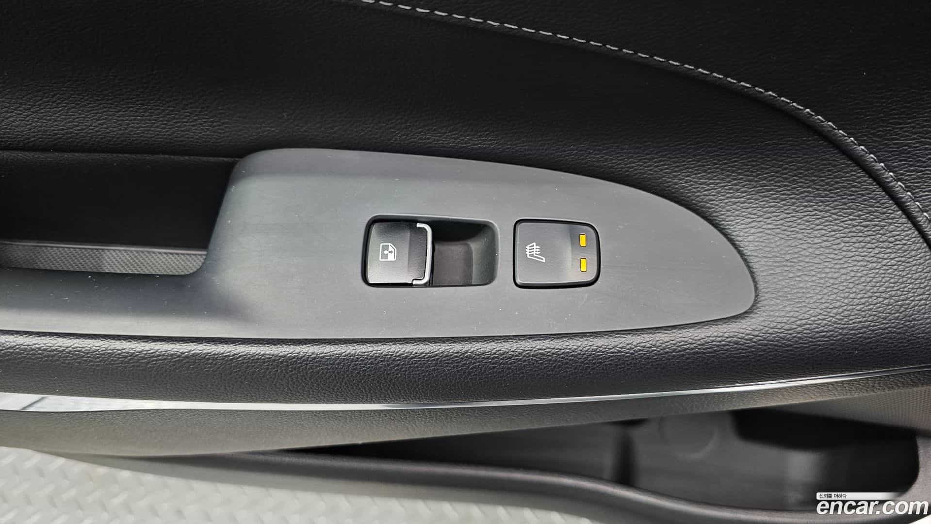 Grandeur Hyundai 2020.3-OPTION-023
