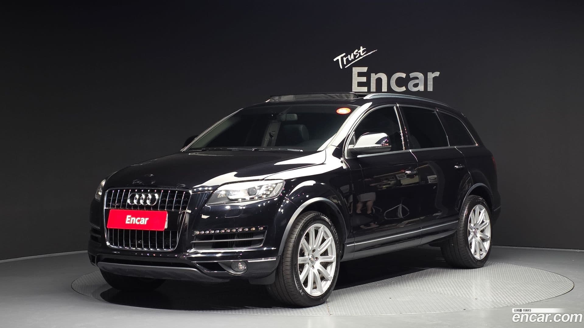 Main__Slider__Photo:Q7 Audi 2014.11-0