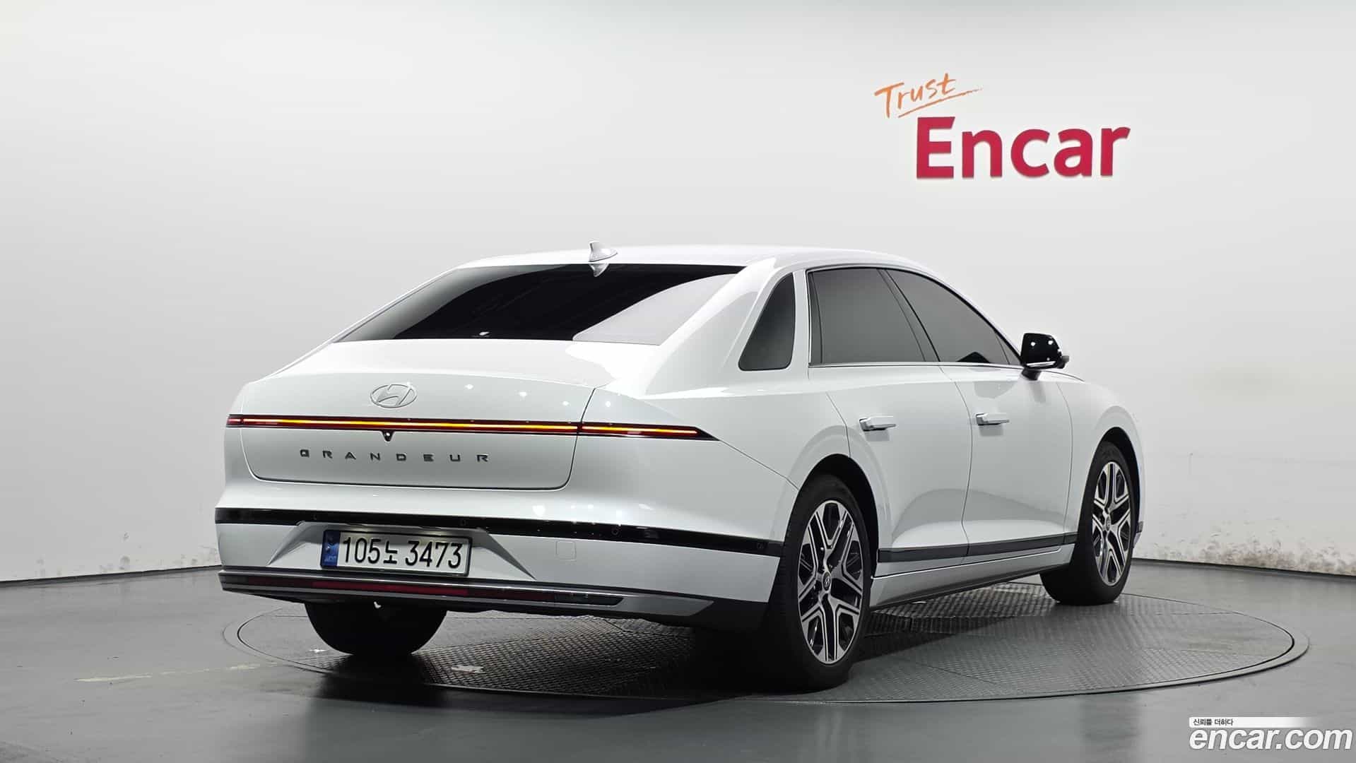 Grandeur Hyundai 2024.4-OUTER-002