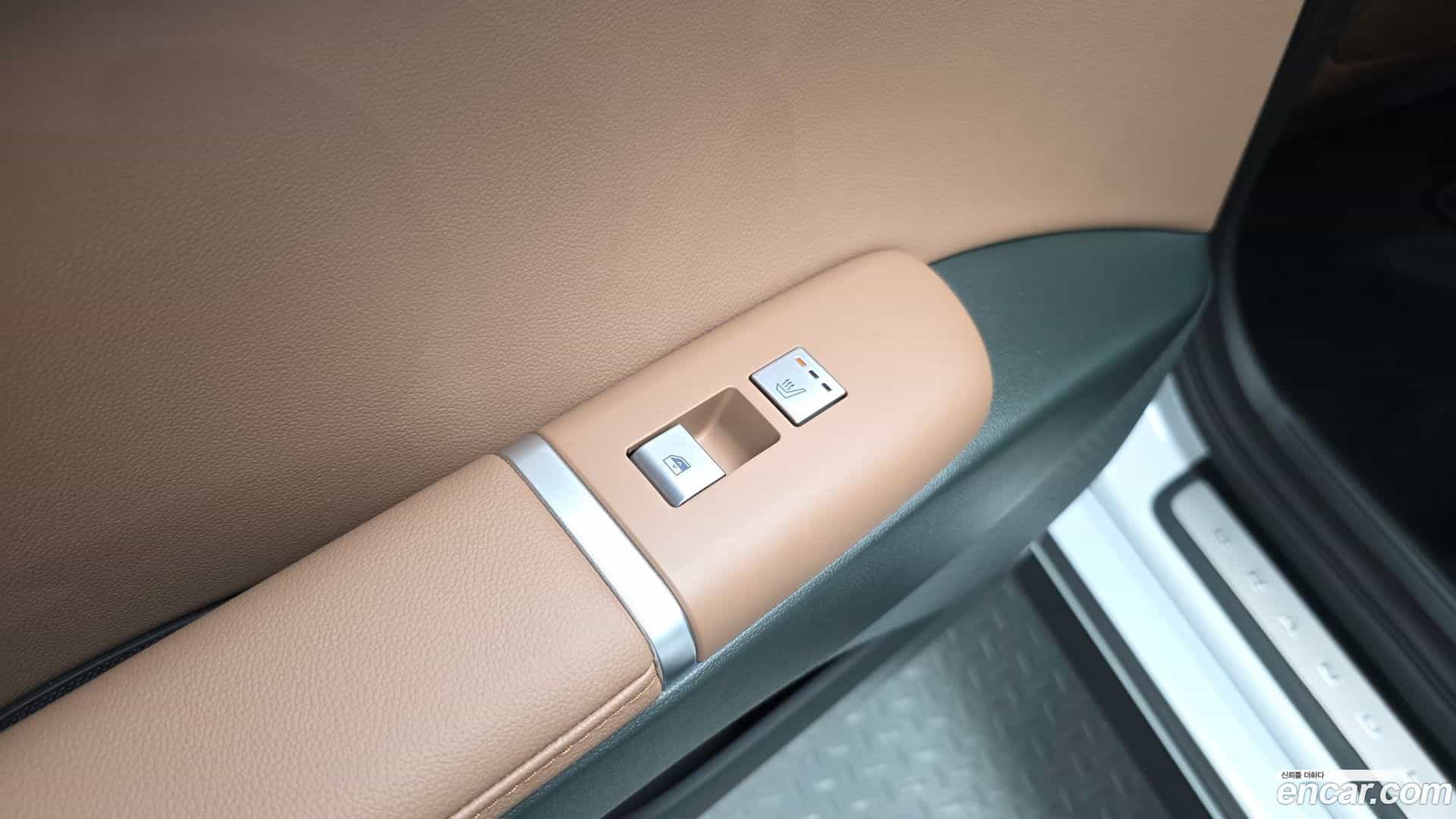 Grandeur Hyundai 2024.4-OPTION-023