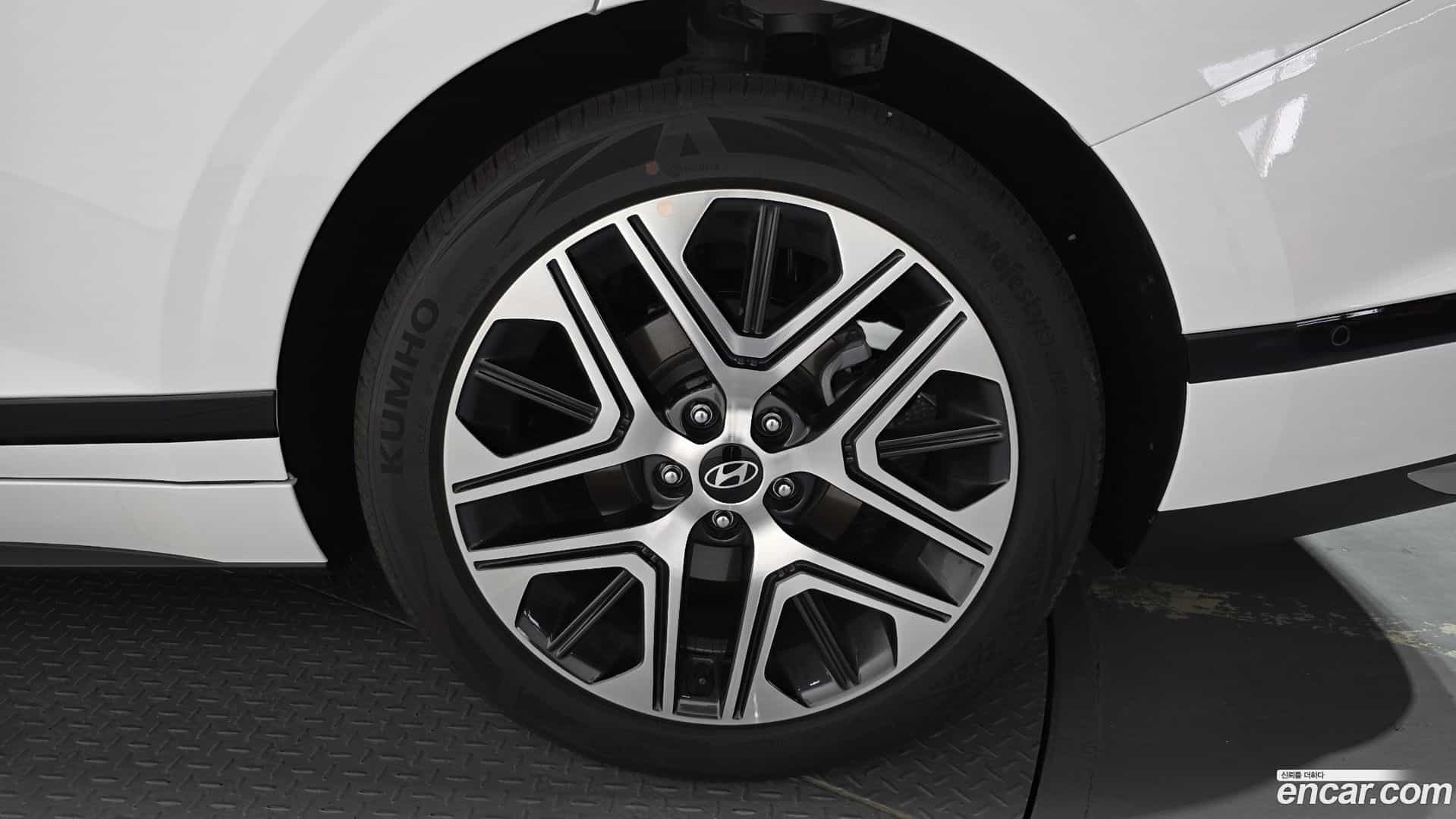 Grandeur Hyundai 2024.4-OUTER-031