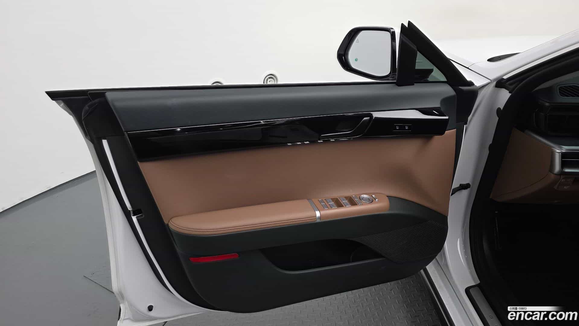 Grandeur Hyundai 2024.4-INNER-034