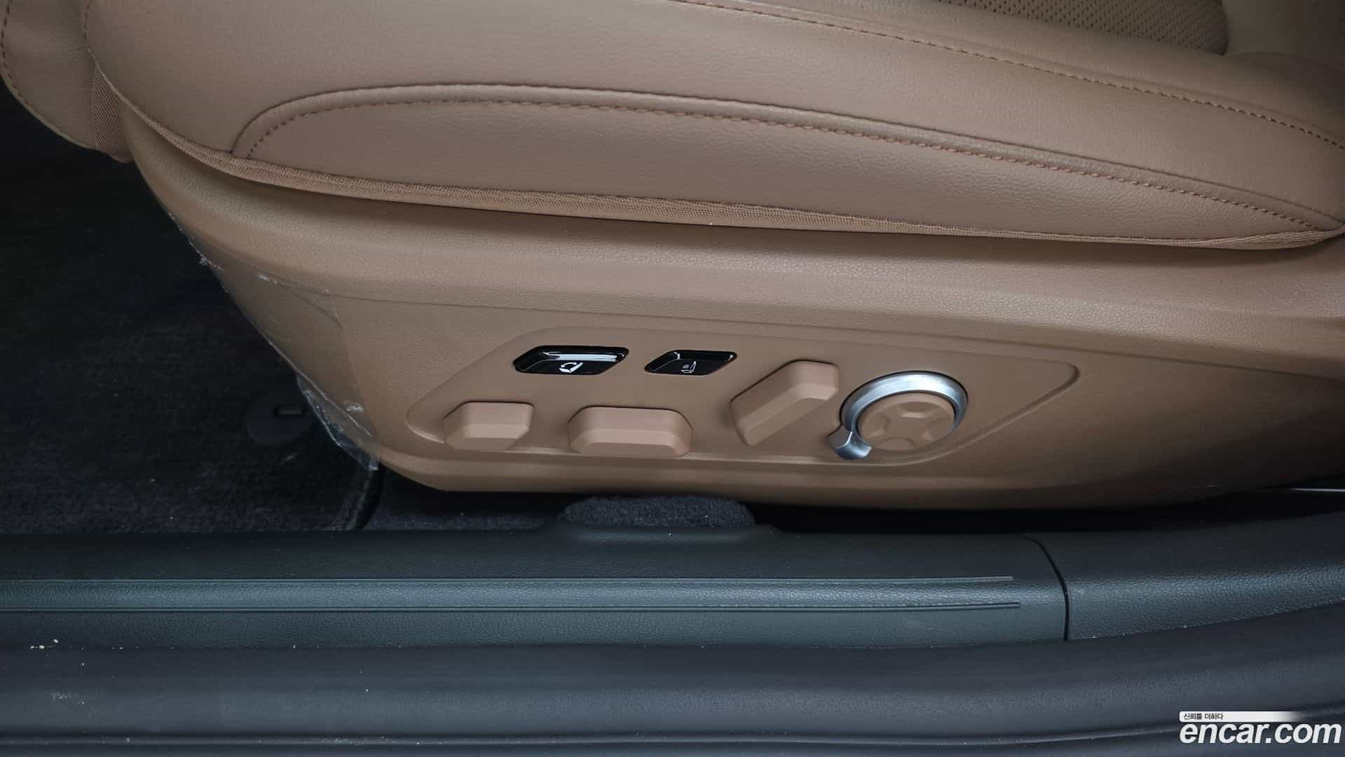Grandeur Hyundai 2024.4-OPTION-047