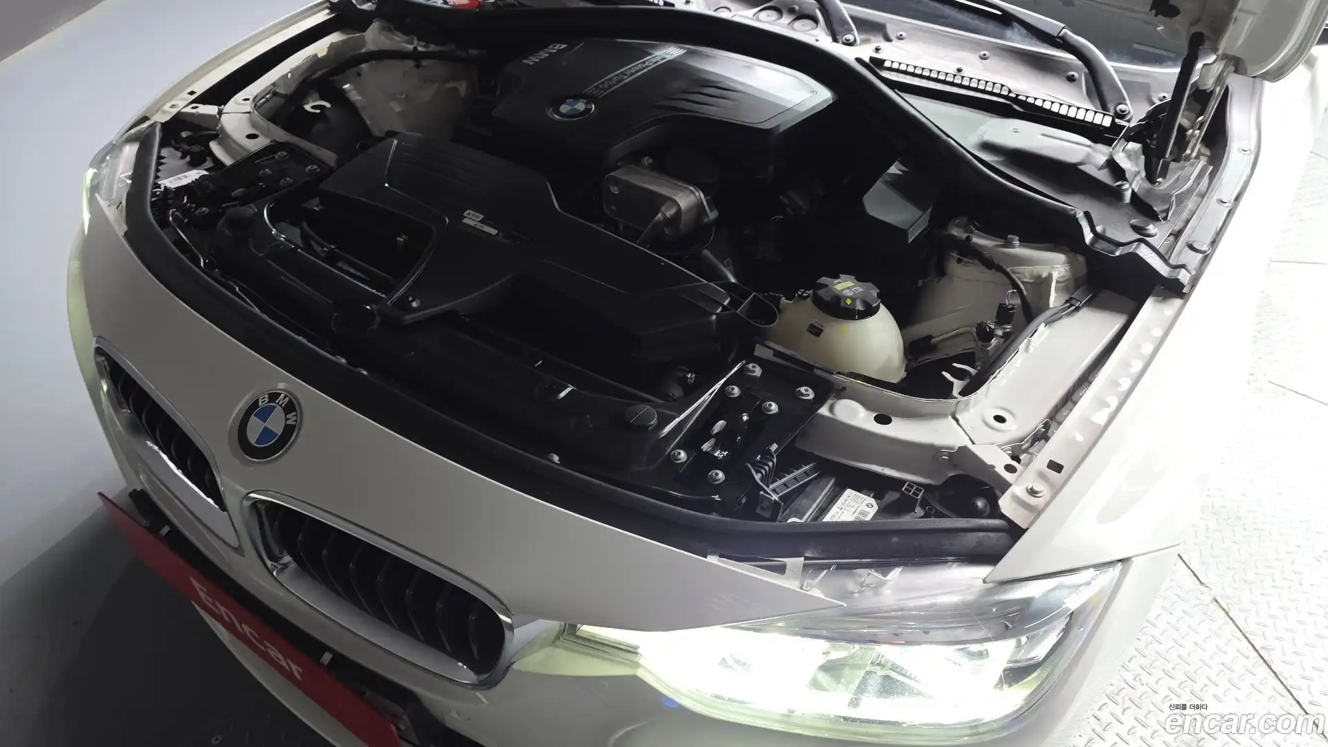 3-Series BMW 2018.3-OUTER-006