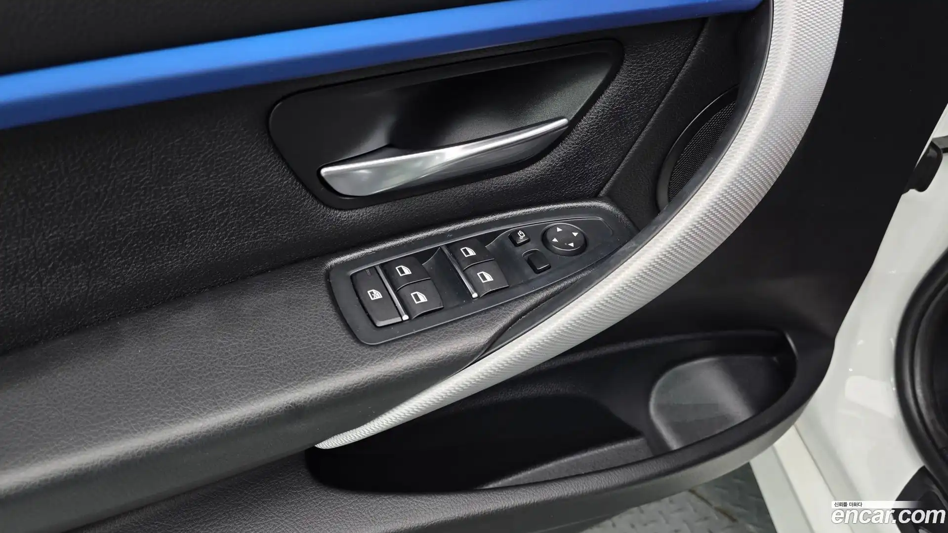 3-Series BMW 2018.3-OPTION-040