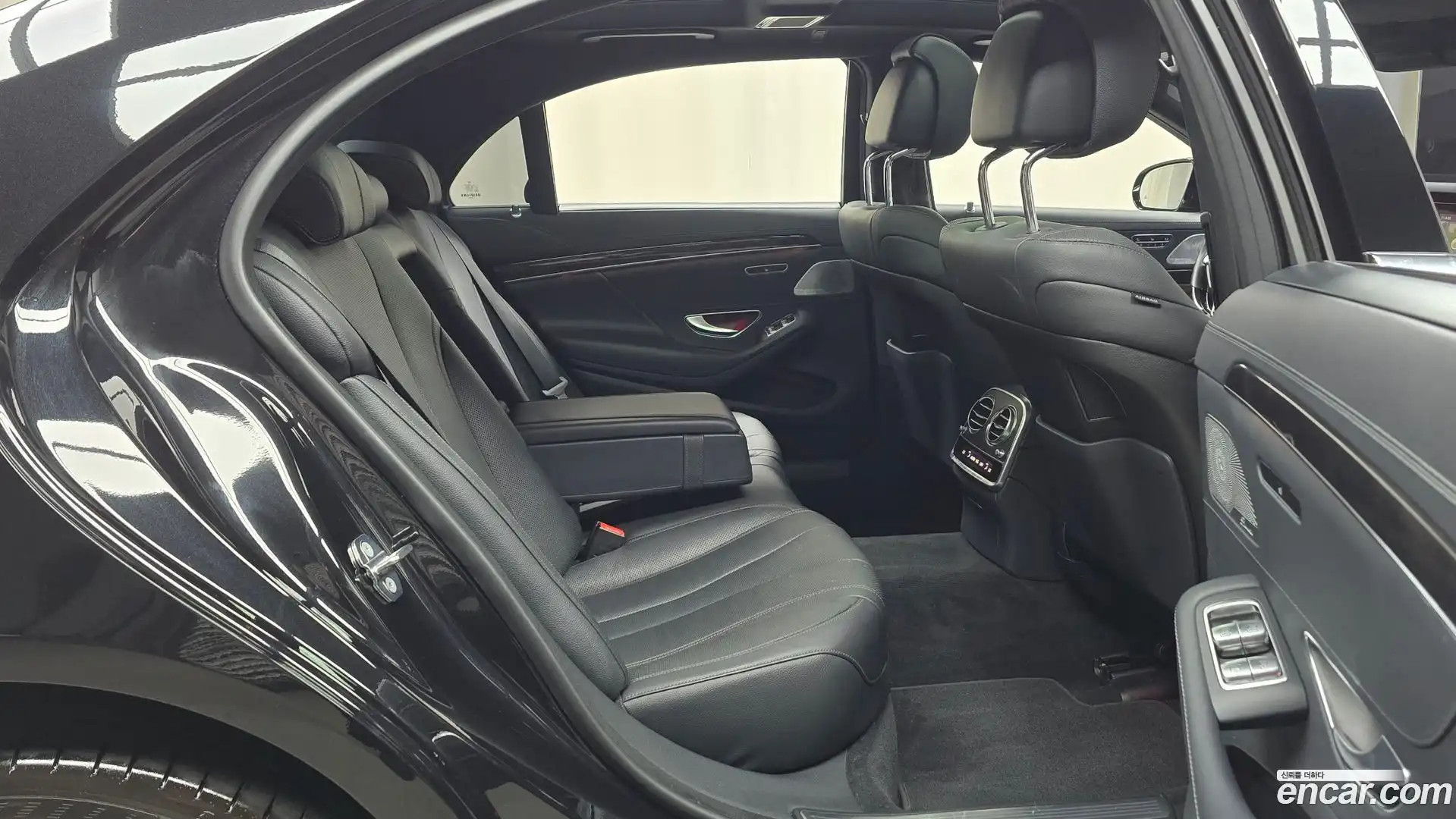 S-Class Mercedes-Benz 2019.2-OPTION-015