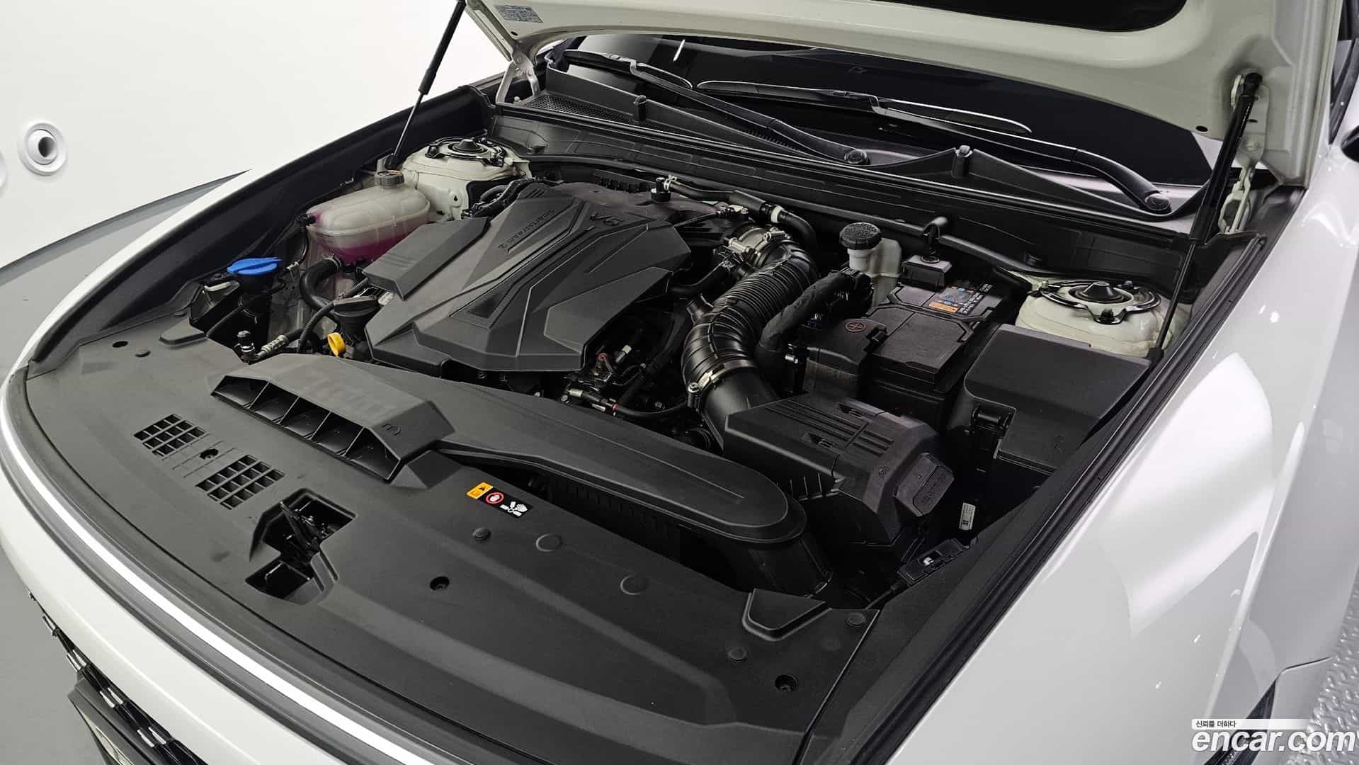 Grandeur Hyundai 2025.9-OUTER-006