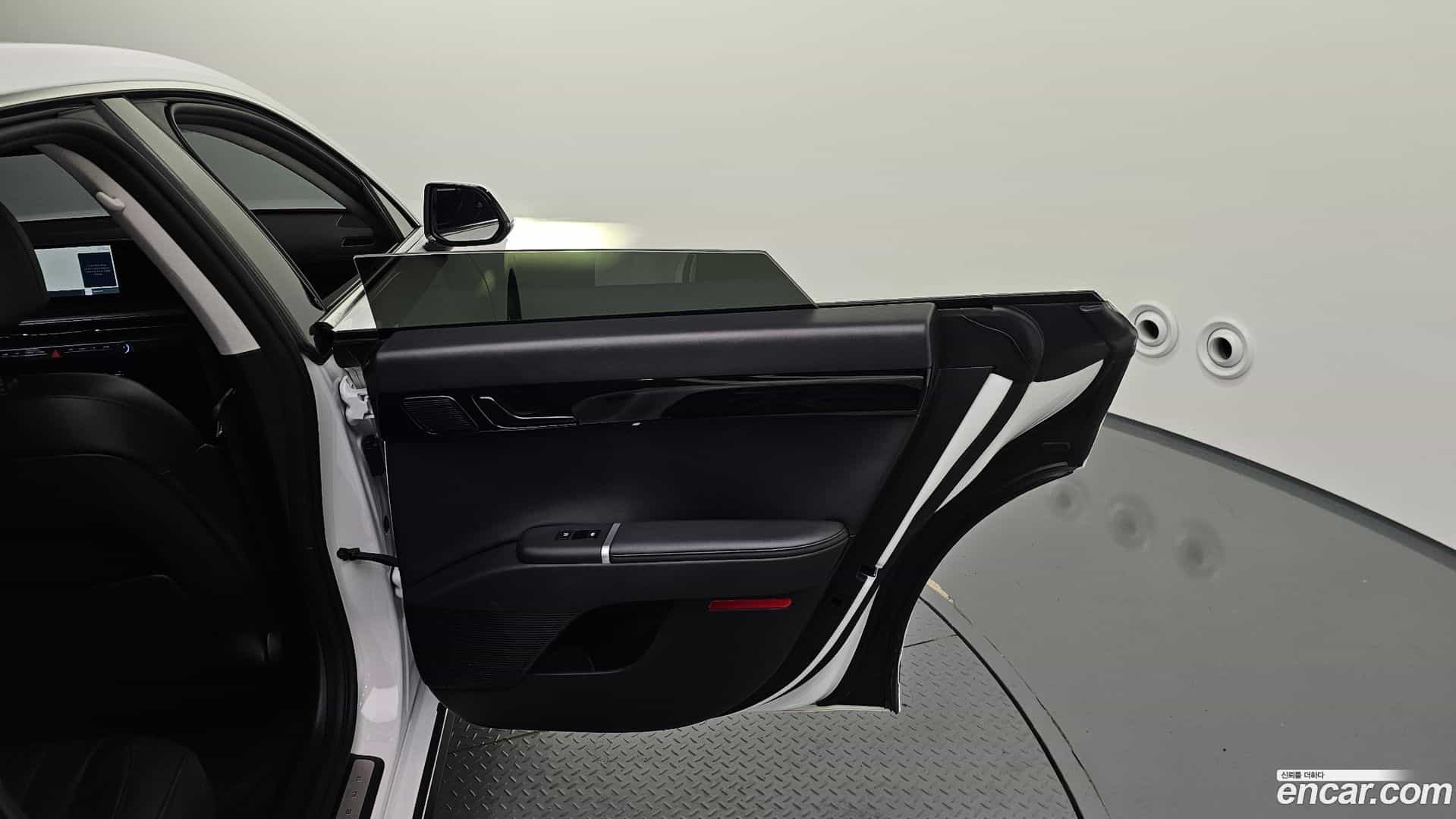 Grandeur Hyundai 2025.9-INNER-035