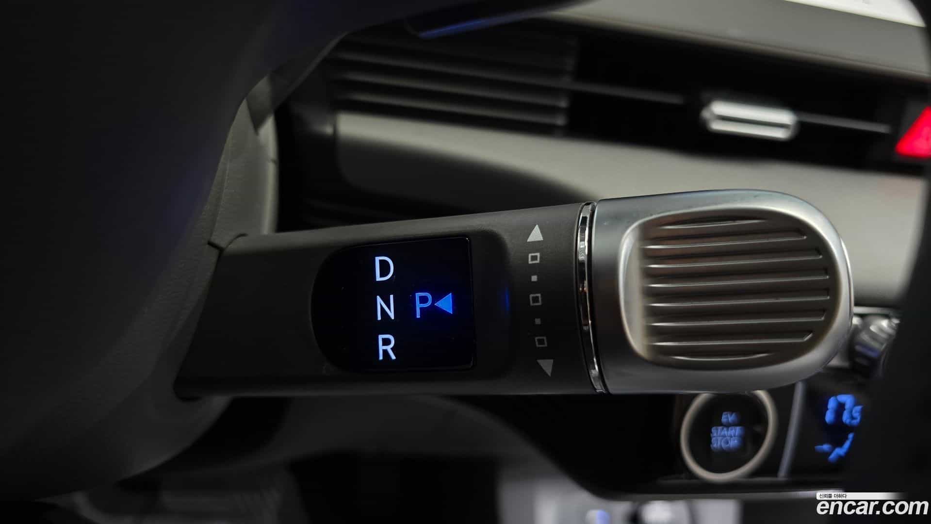 Ioniq5 Hyundai 2022.2-INNER-009
