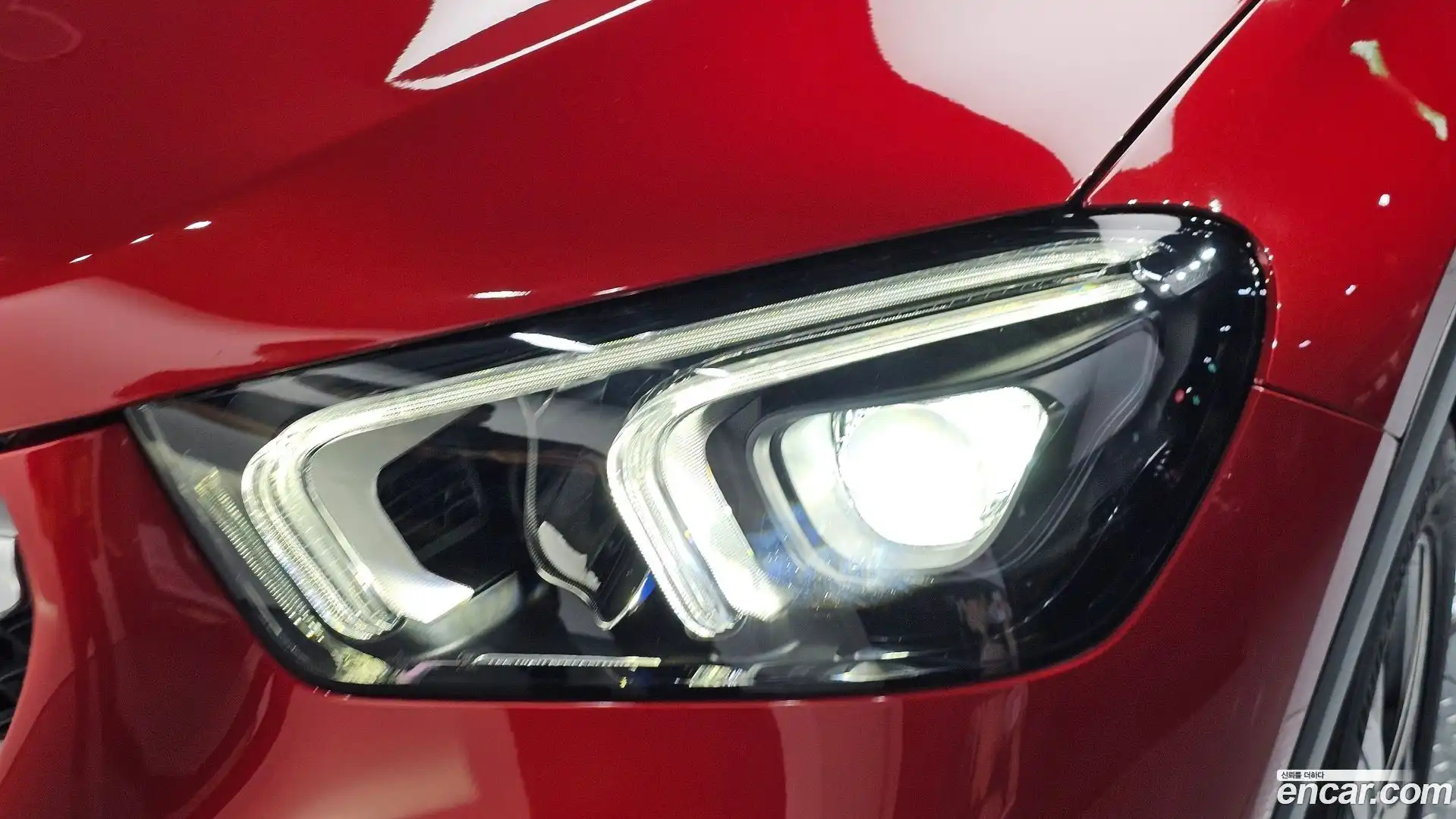 GLE-Class Mercedes-Benz 2019.8-OUTER-032
