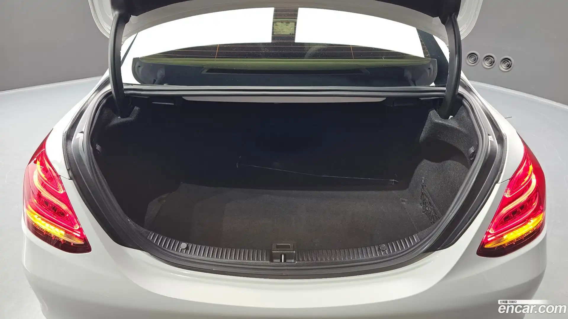 C-Class Mercedes-Benz 2017.7-OPTION-024