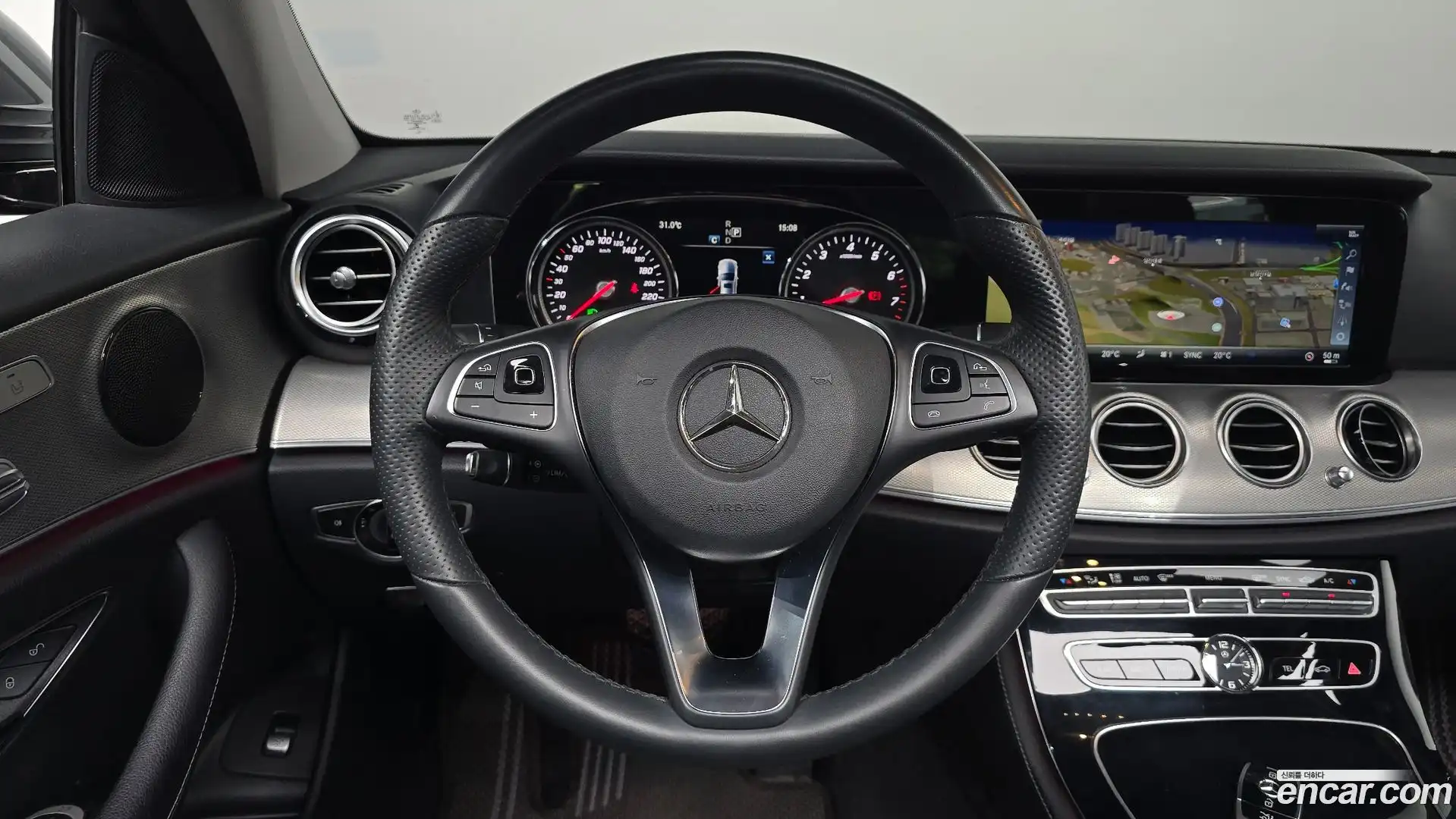 E-Class Mercedes-Benz 2018.3-OPTION-017