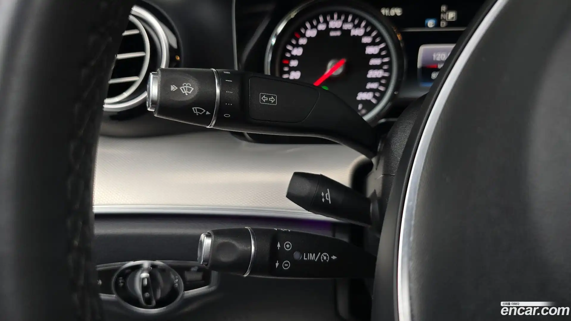 E-Class Mercedes-Benz 2018.3-OPTION-022