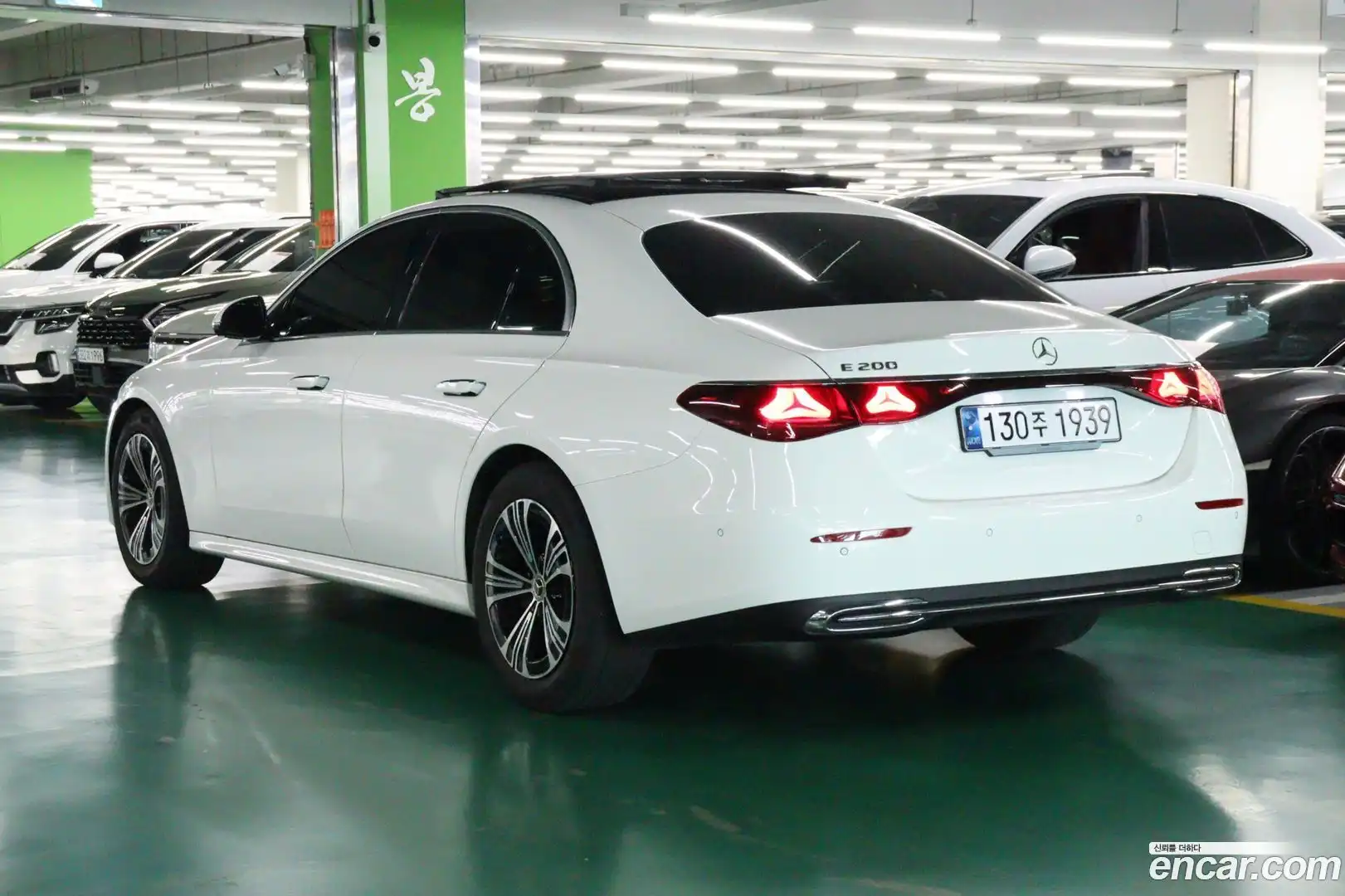 E-Class Mercedes-Benz 2024.4-OUTER-005
