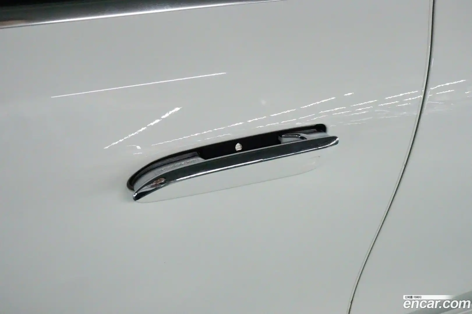 E-Class Mercedes-Benz 2024.4-OPTION-021
