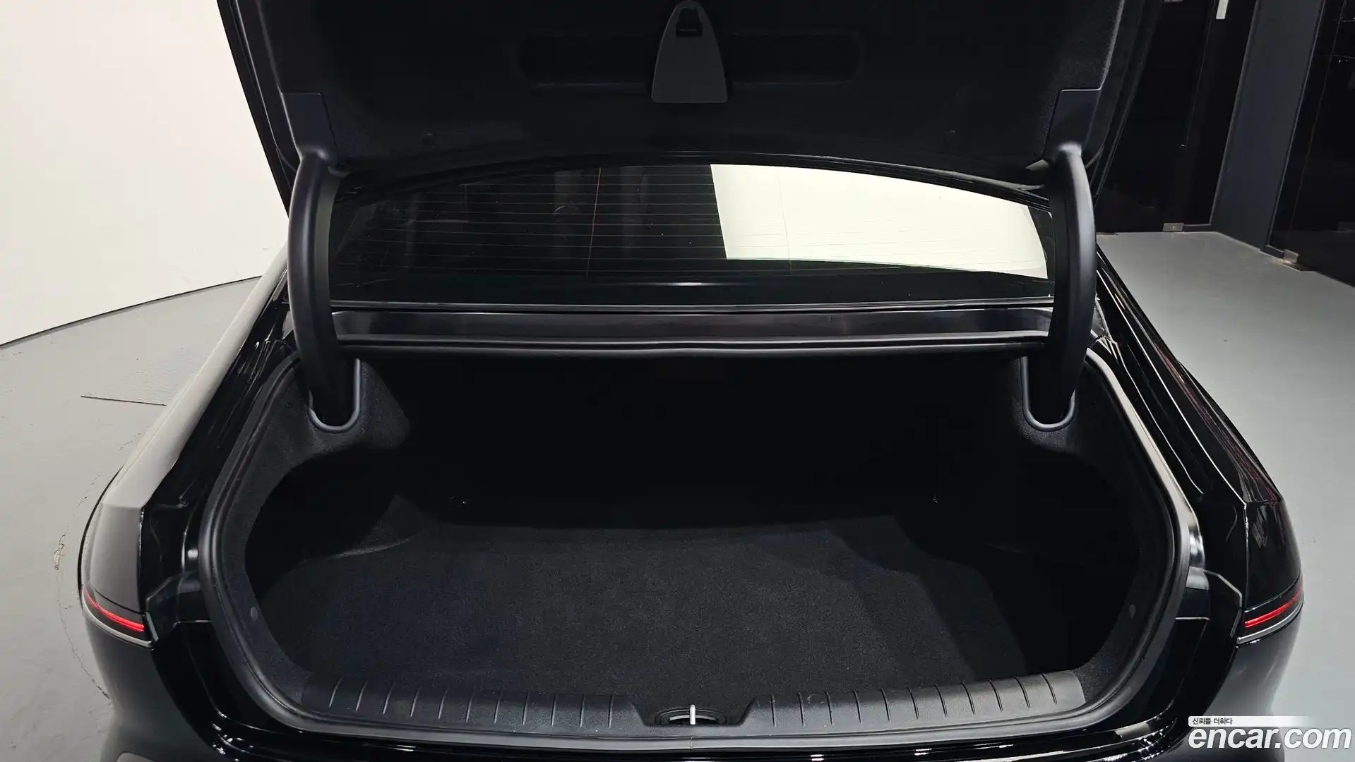 Grandeur Hyundai 2023.5-OPTION-023