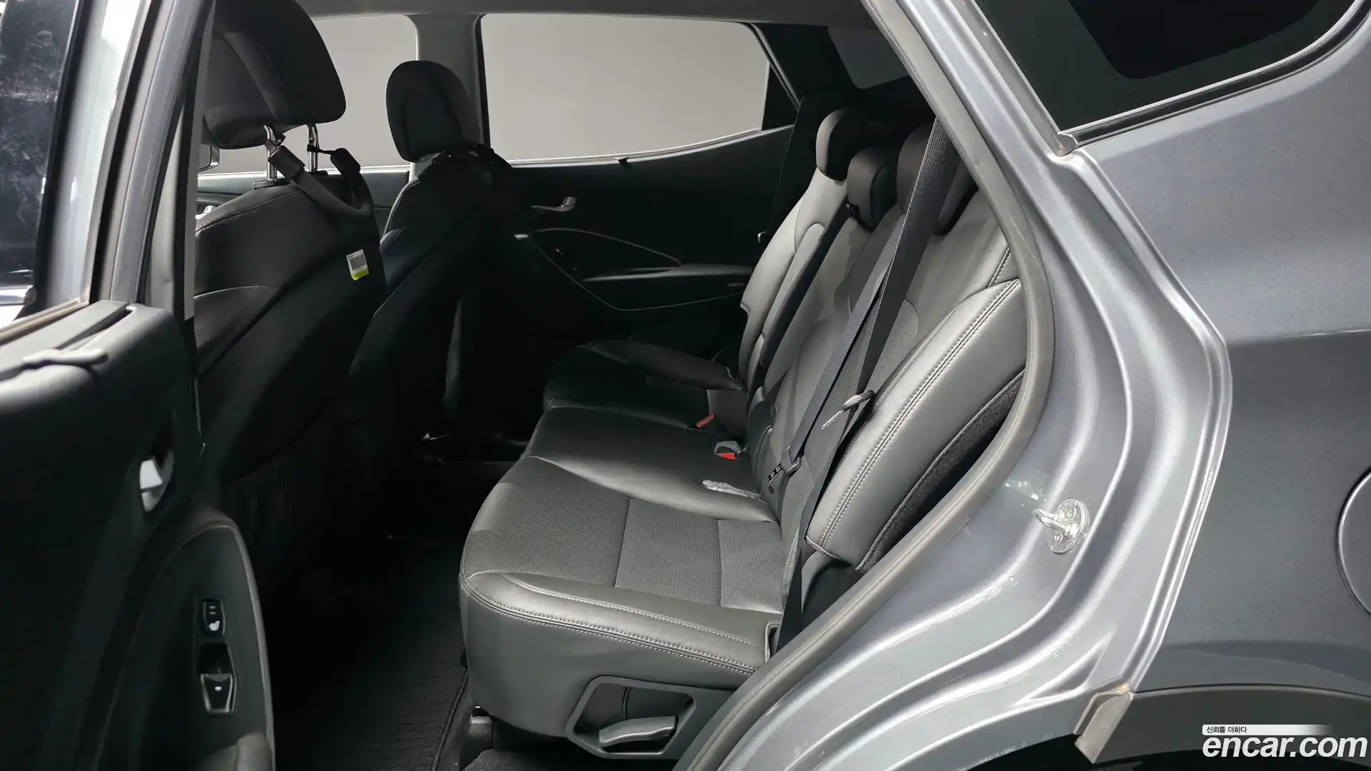 Santafe Hyundai 2017.4-INNER-036
