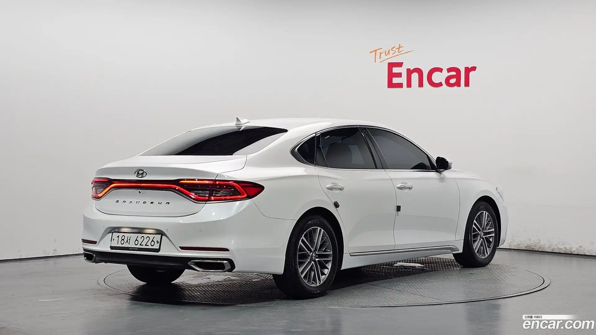 Grandeur Hyundai 2019.6-OUTER-002