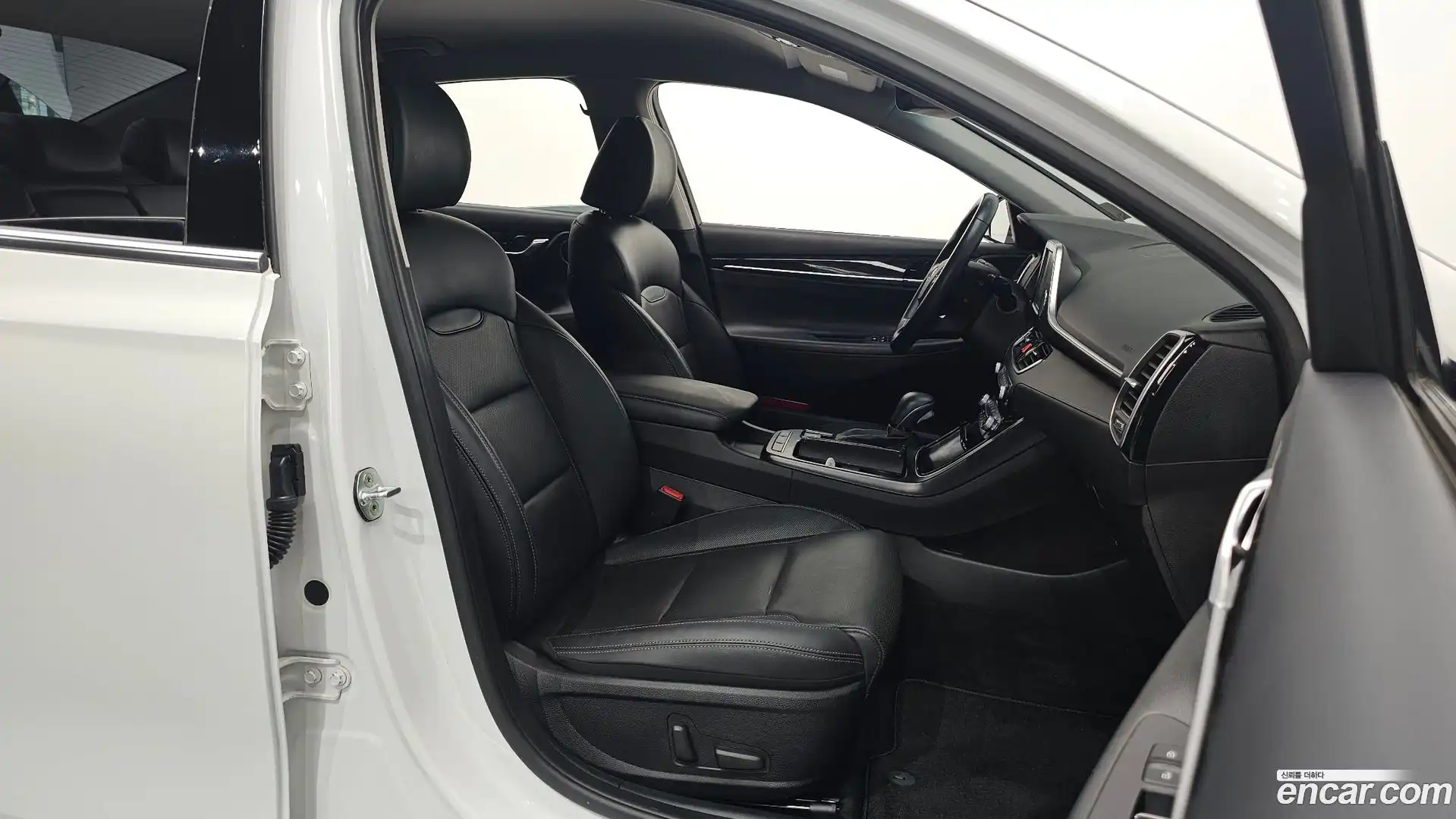 Grandeur Hyundai 2019.6-INNER-010