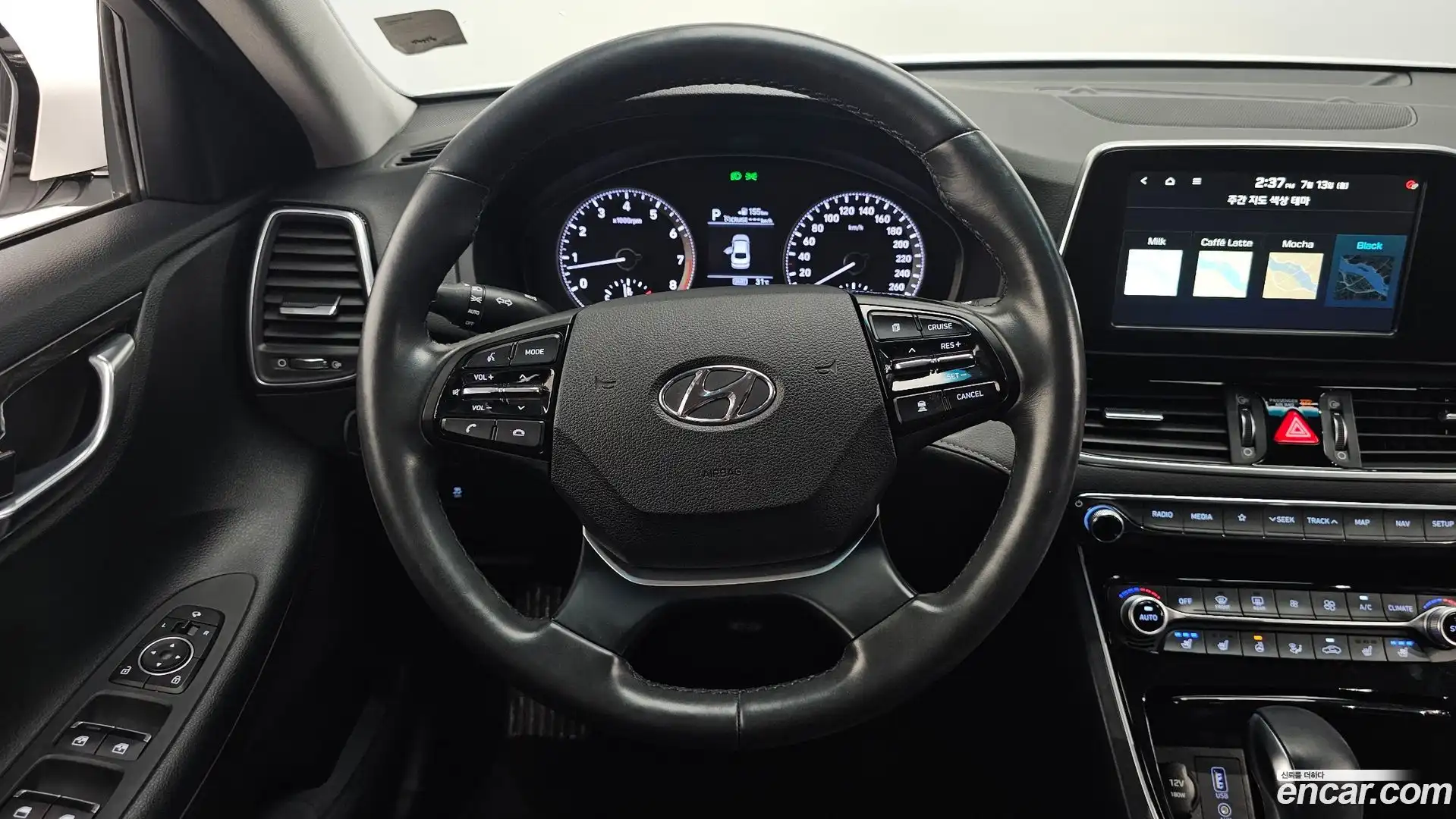 Grandeur Hyundai 2019.6-OPTION-017