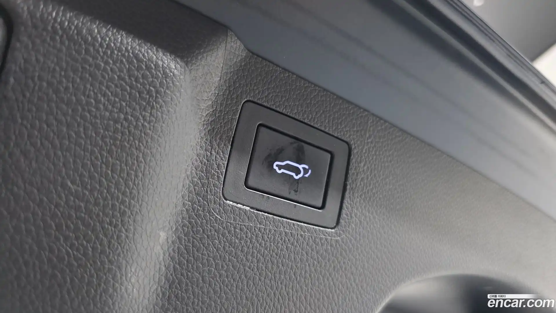 Maxcruz Hyundai 2017.5-OPTION-046