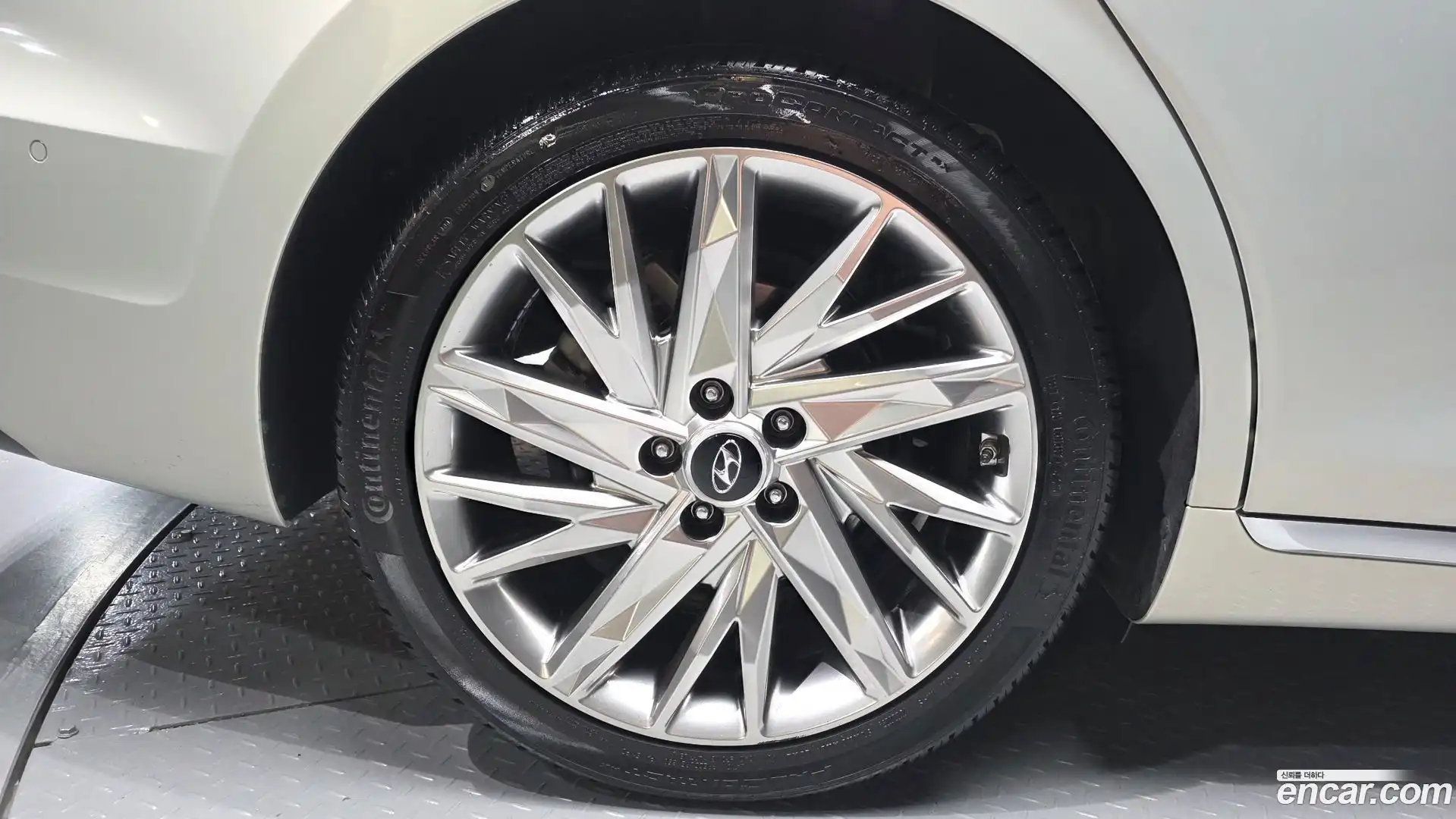Grandeur Hyundai 2020.8-OUTER-005