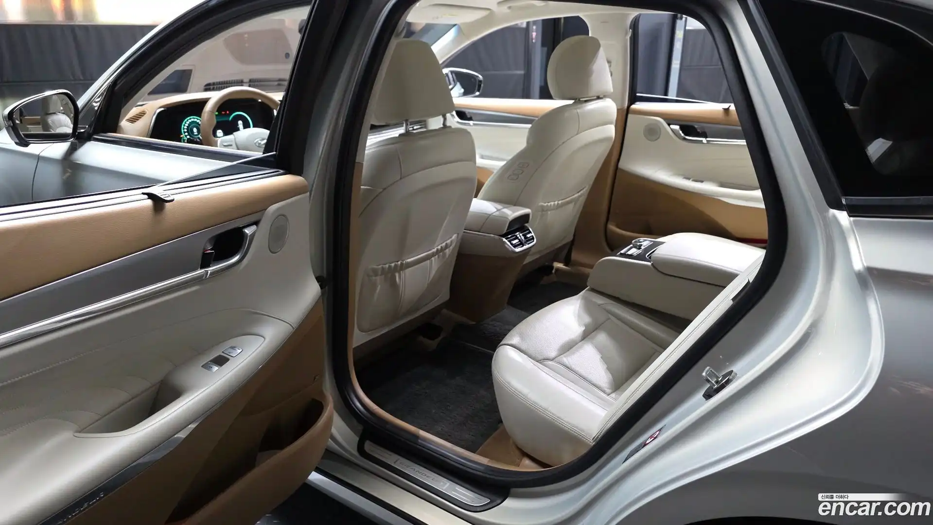 Grandeur Hyundai 2020.8-INNER-036