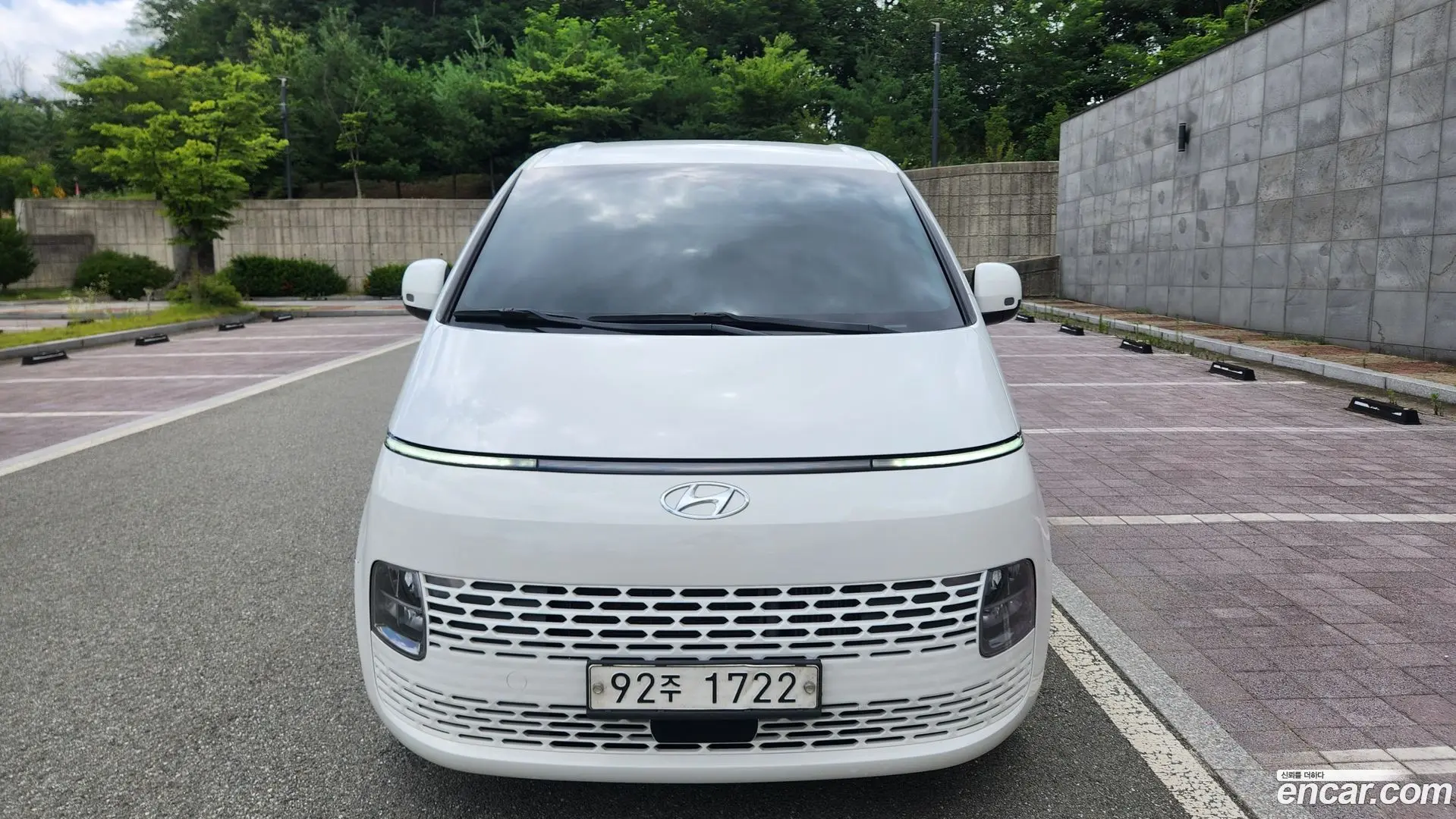 Main__Slider__Photo:Staria Hyundai 2021.5-0
