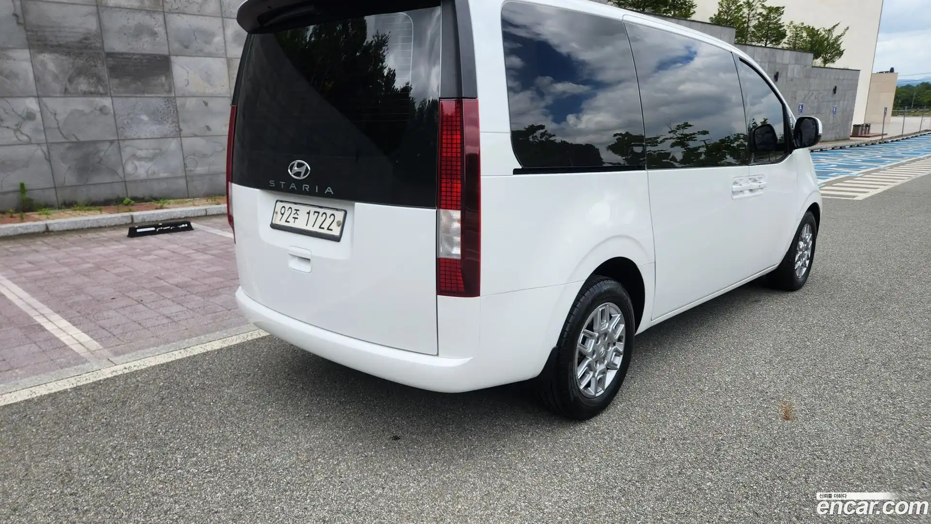 Staria Hyundai 2021.5-OUTER-005