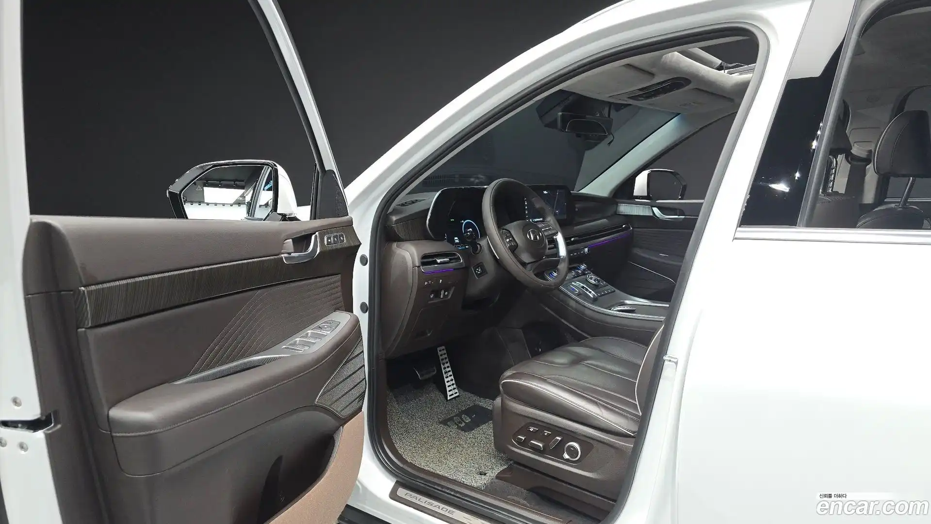 Palisade Hyundai 2023.0-INNER-010