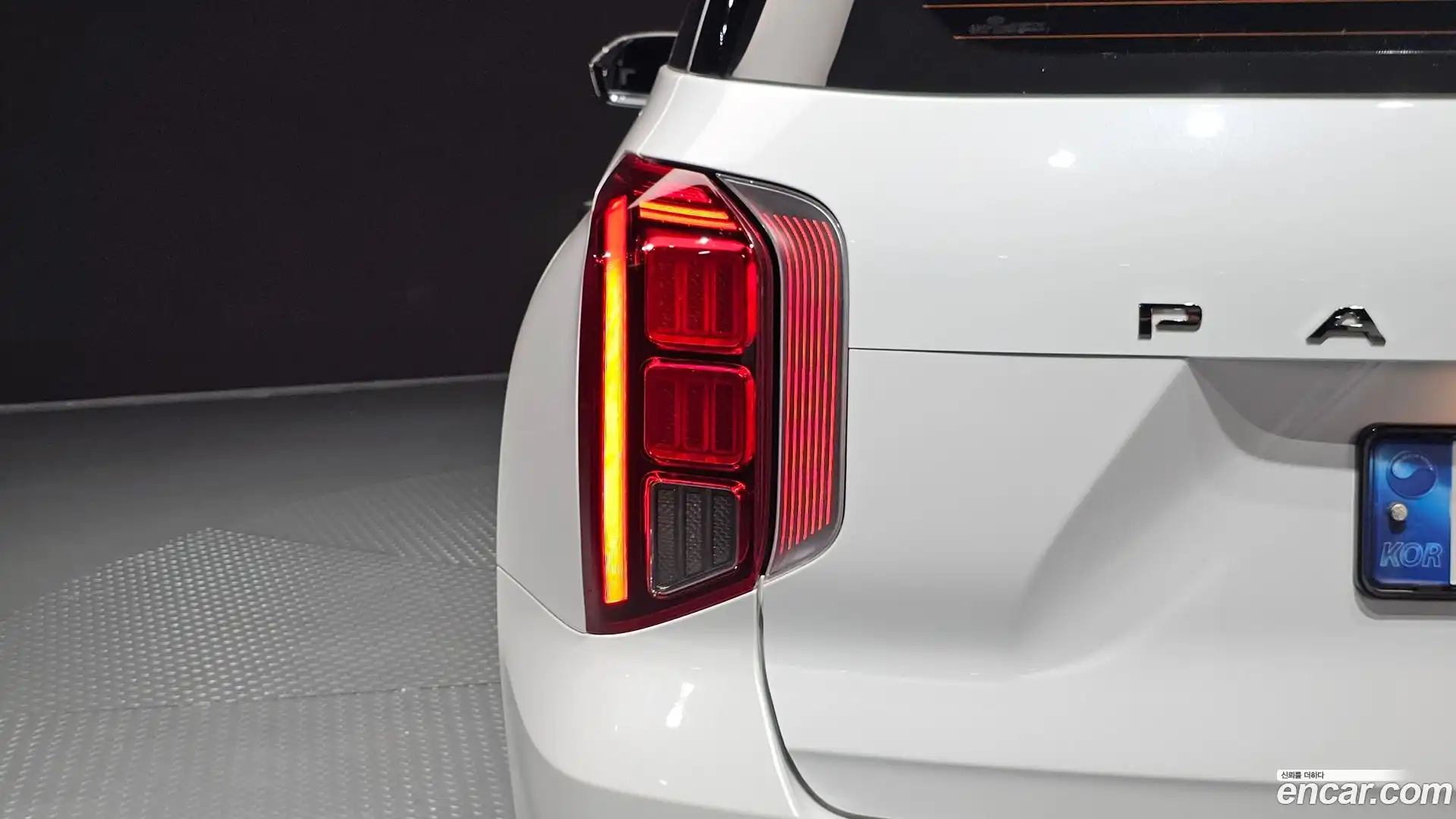 Palisade Hyundai 2023.0-OUTER-033