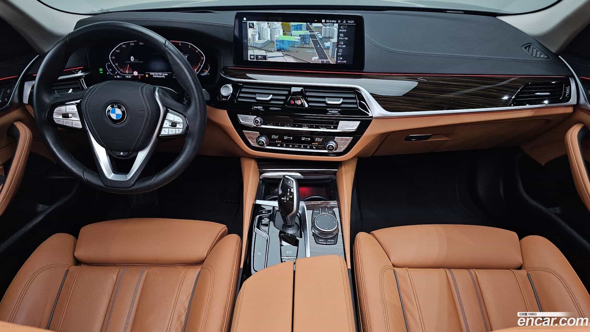 5-Series BMW 2023.1-INNER-007