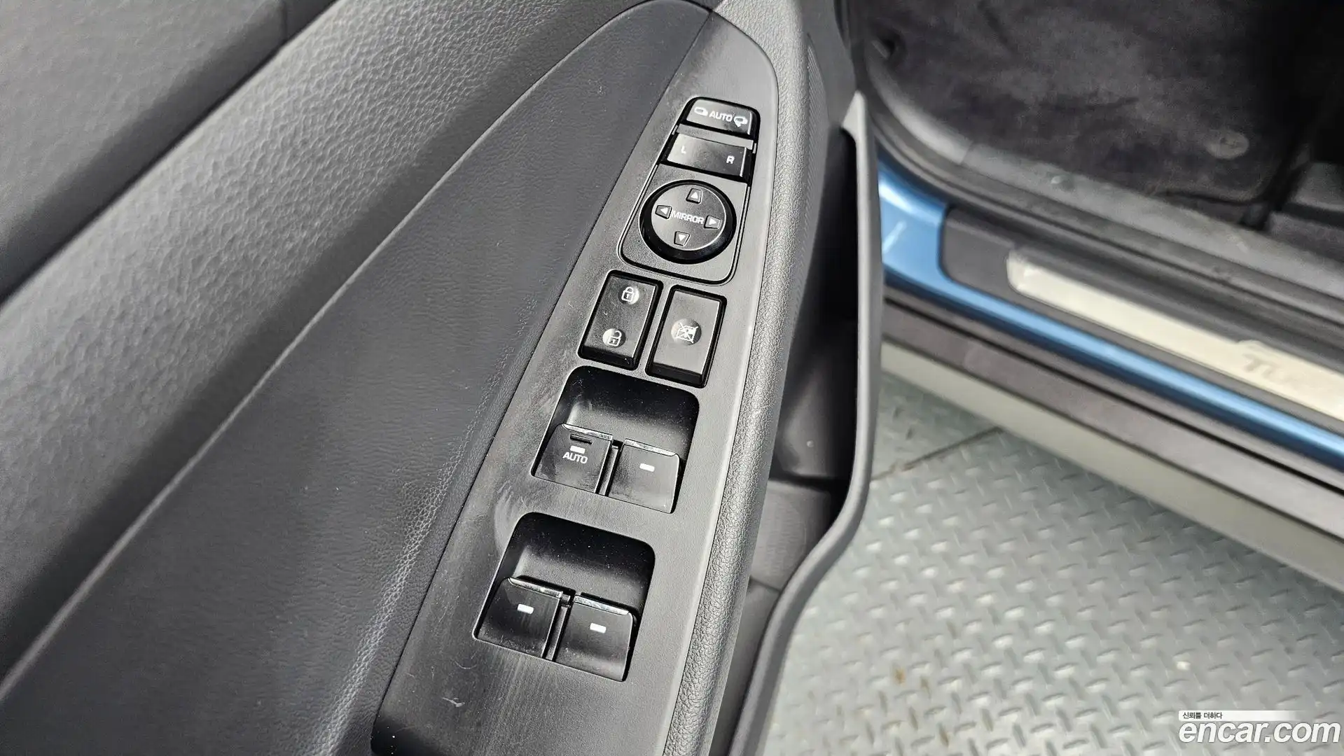 Tucson Hyundai 2016.3-OPTION-021