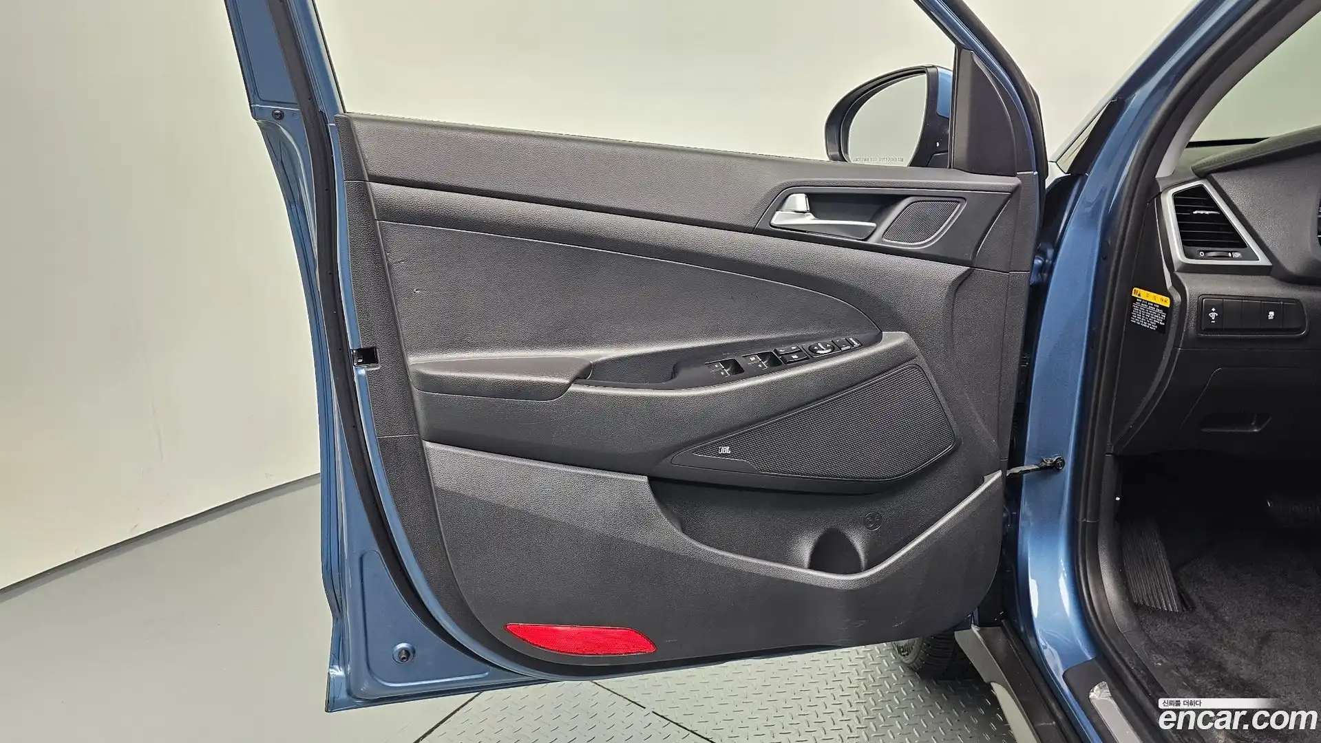 Tucson Hyundai 2016.3-INNER-034